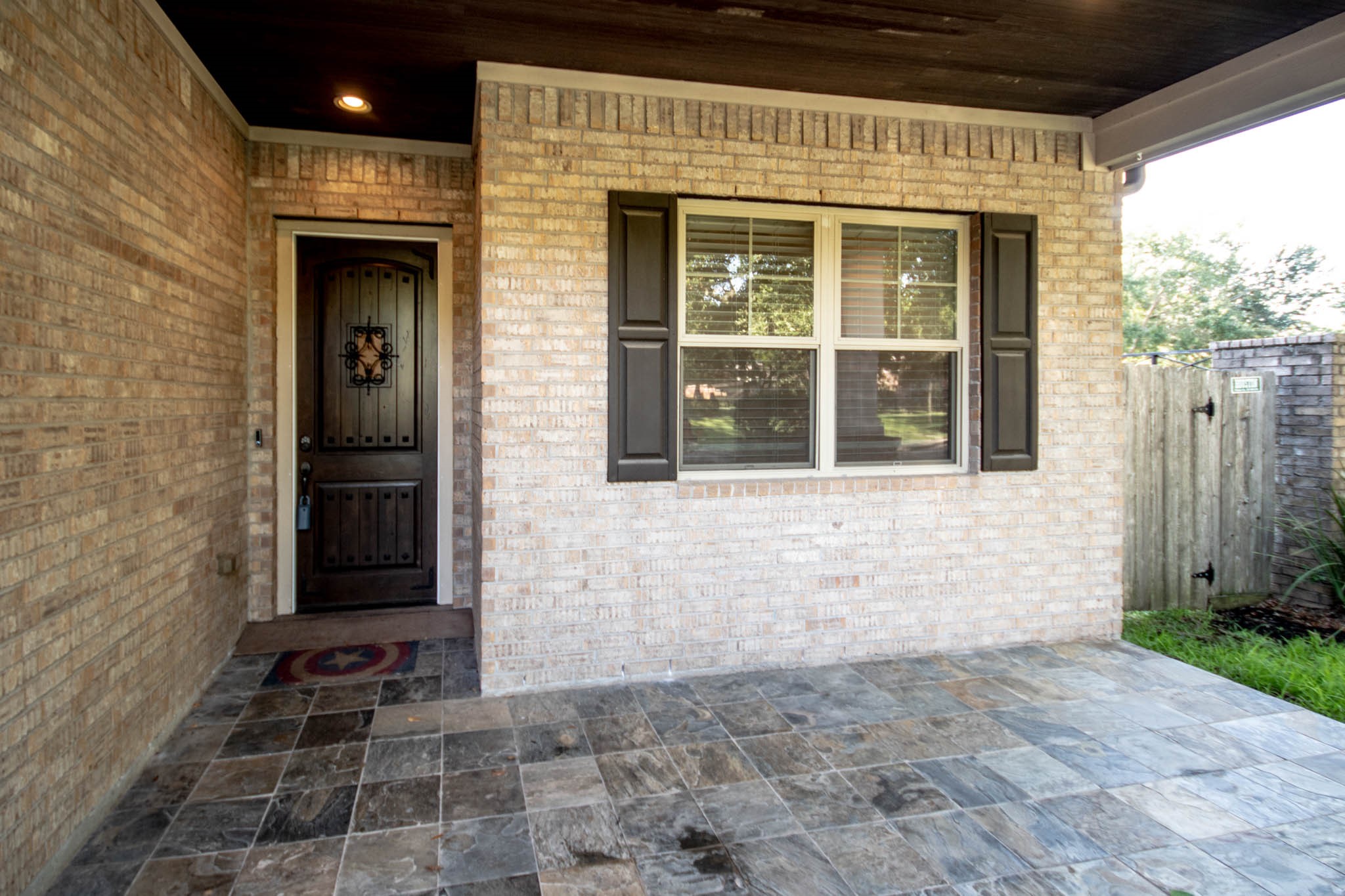 2723 Lakeside Drive Property Photo 8