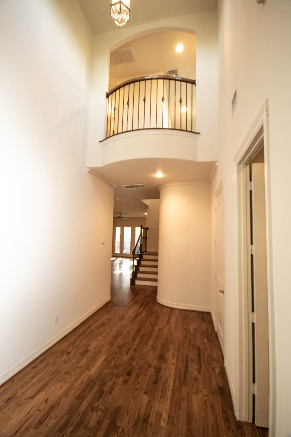 2723 Lakeside Drive Property Photo 21