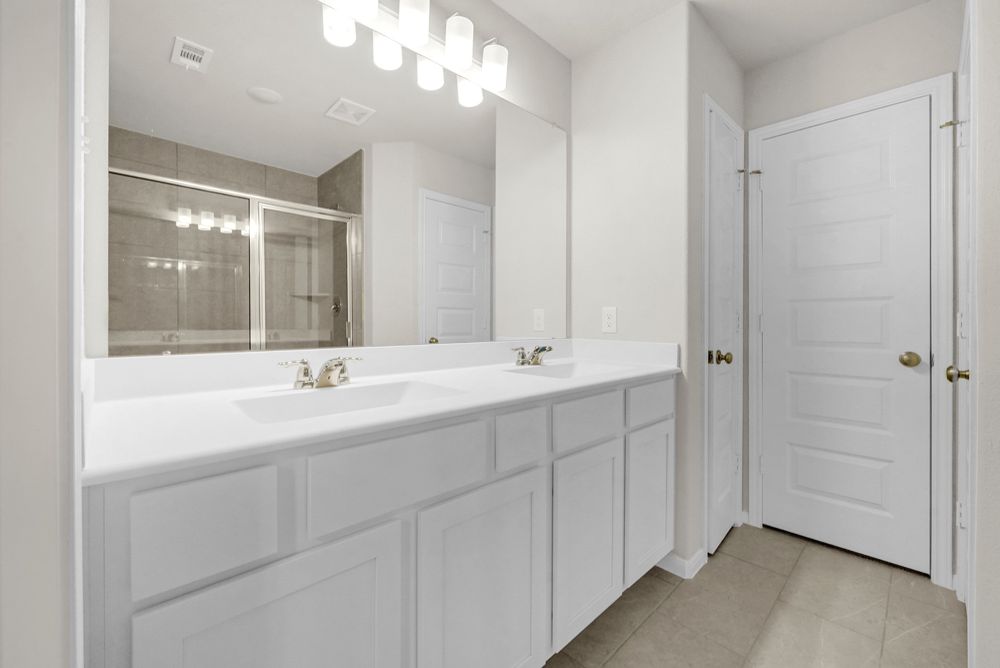 5606 Hyde Park Drive Property Photo 15
