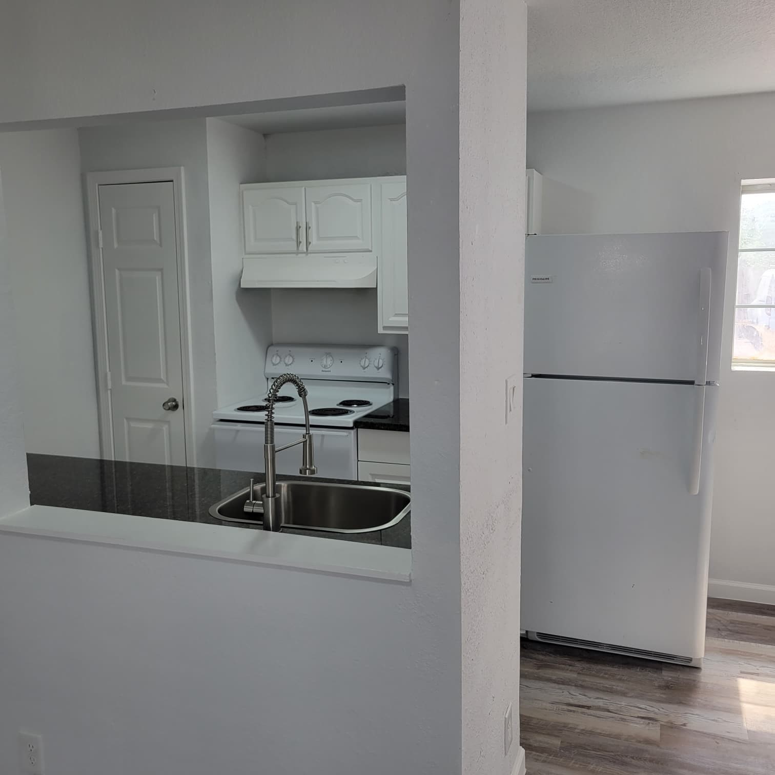 8605 Meta A Property Photo 7