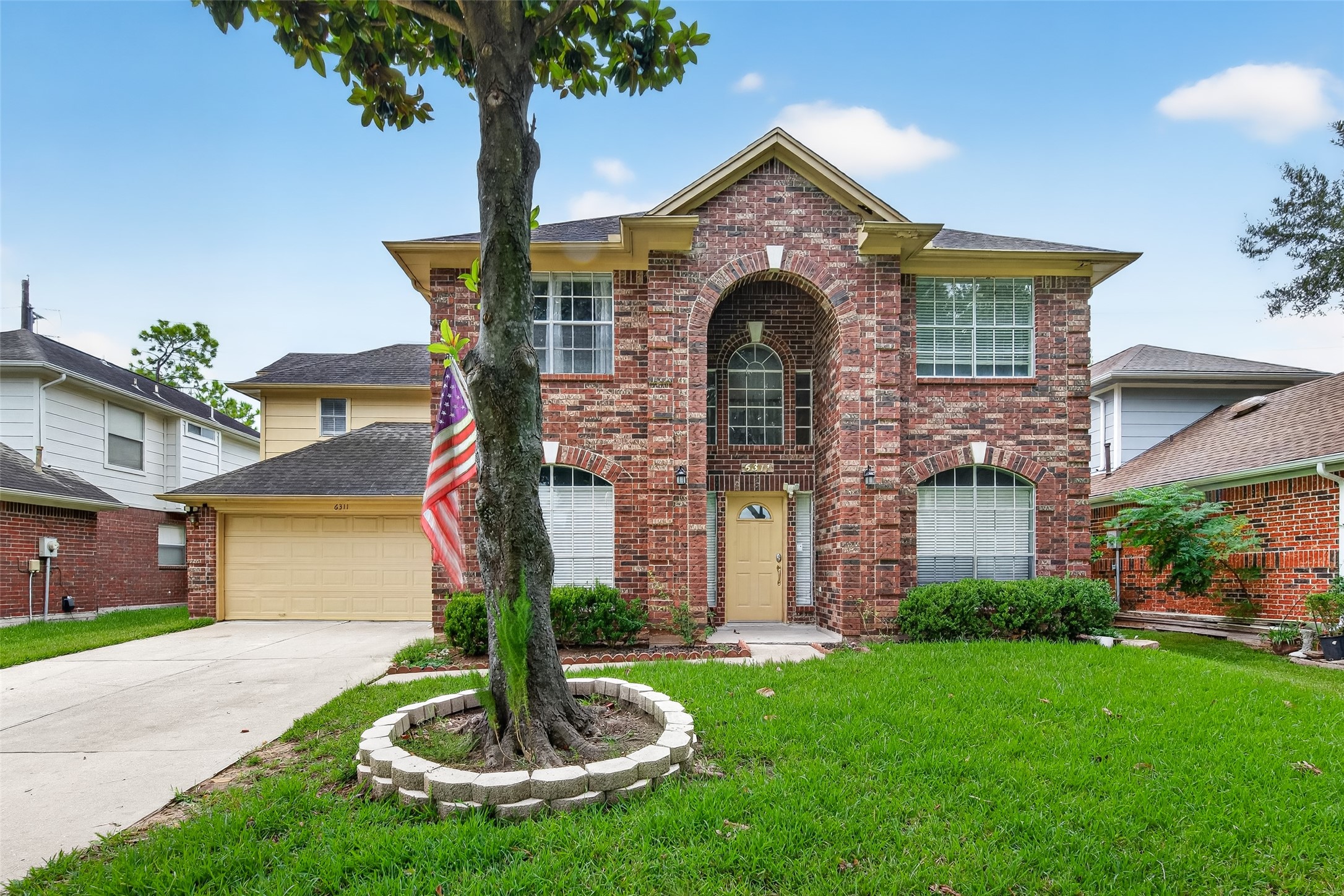 6311 Drake Elm Drive Property Photo 1