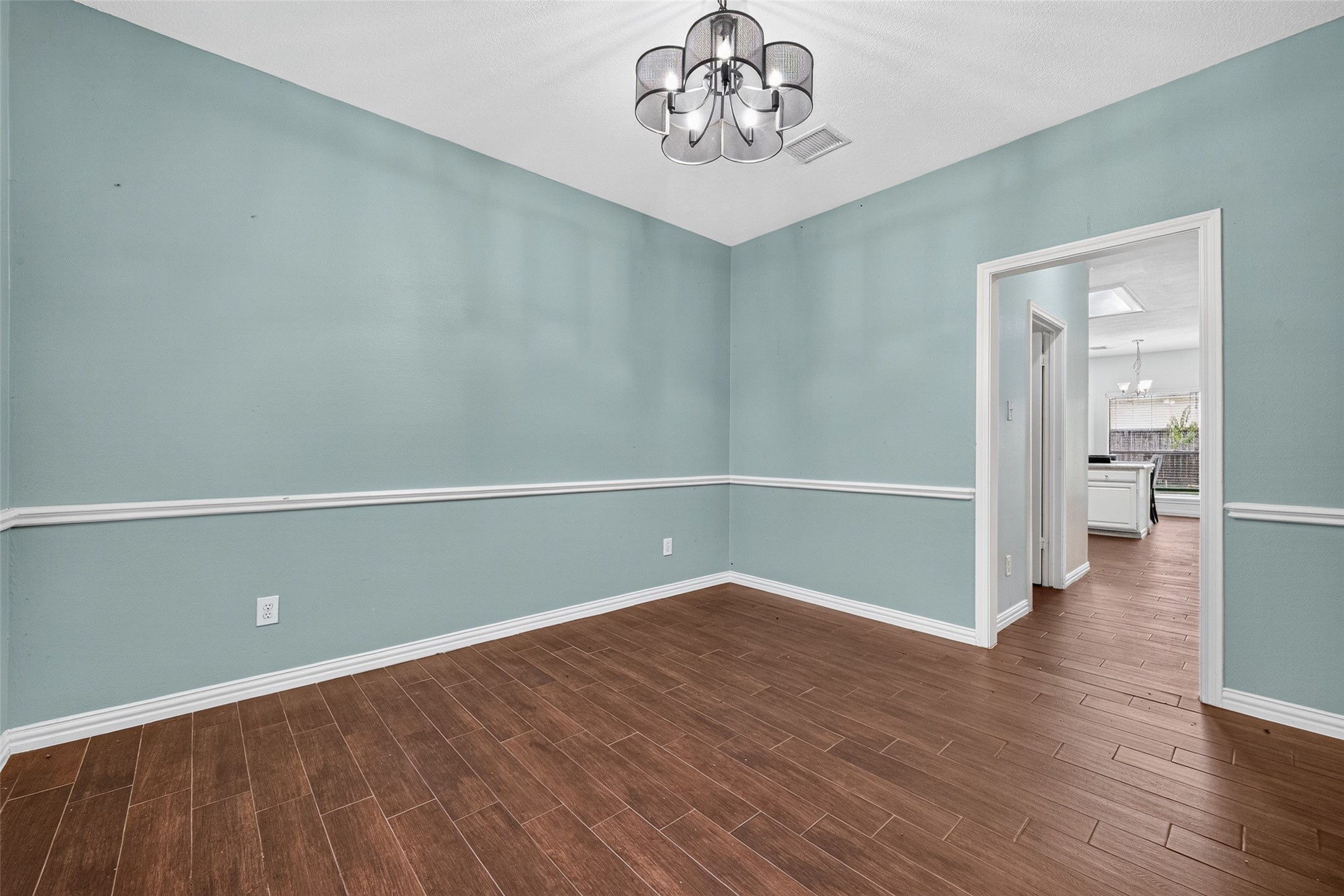 6311 Drake Elm Drive Property Photo 10