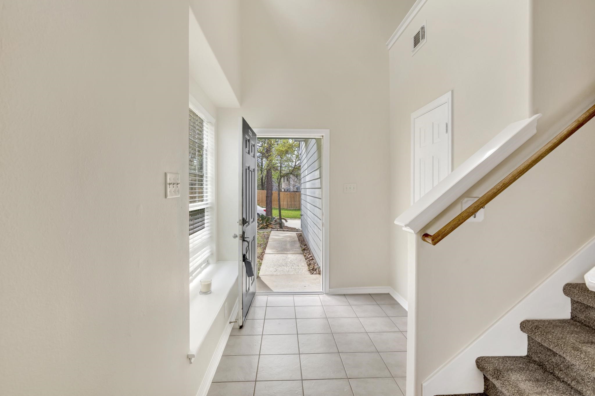 39 Camellia Grove Circle Property Photo 9