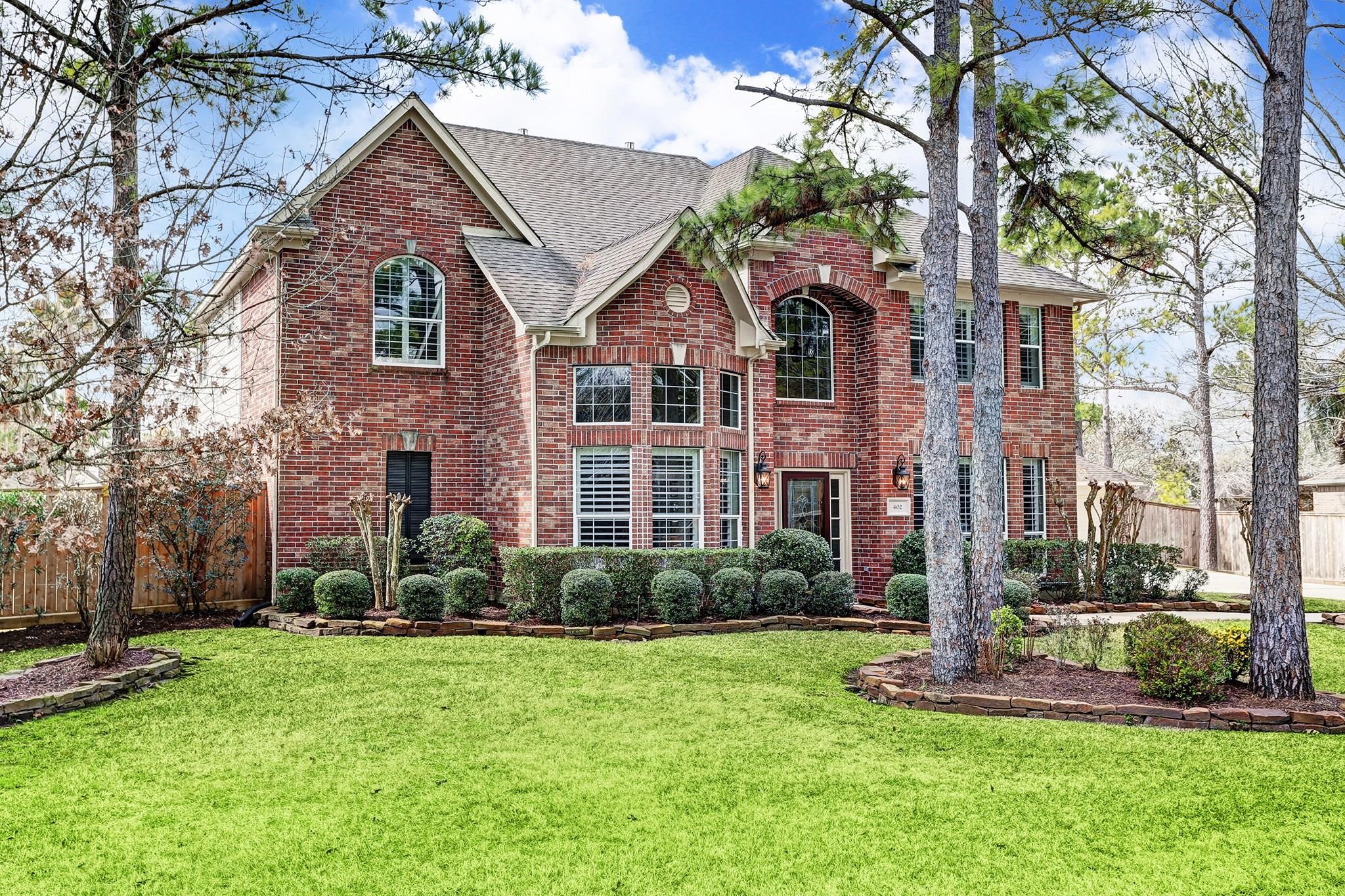 402 Trail View Way