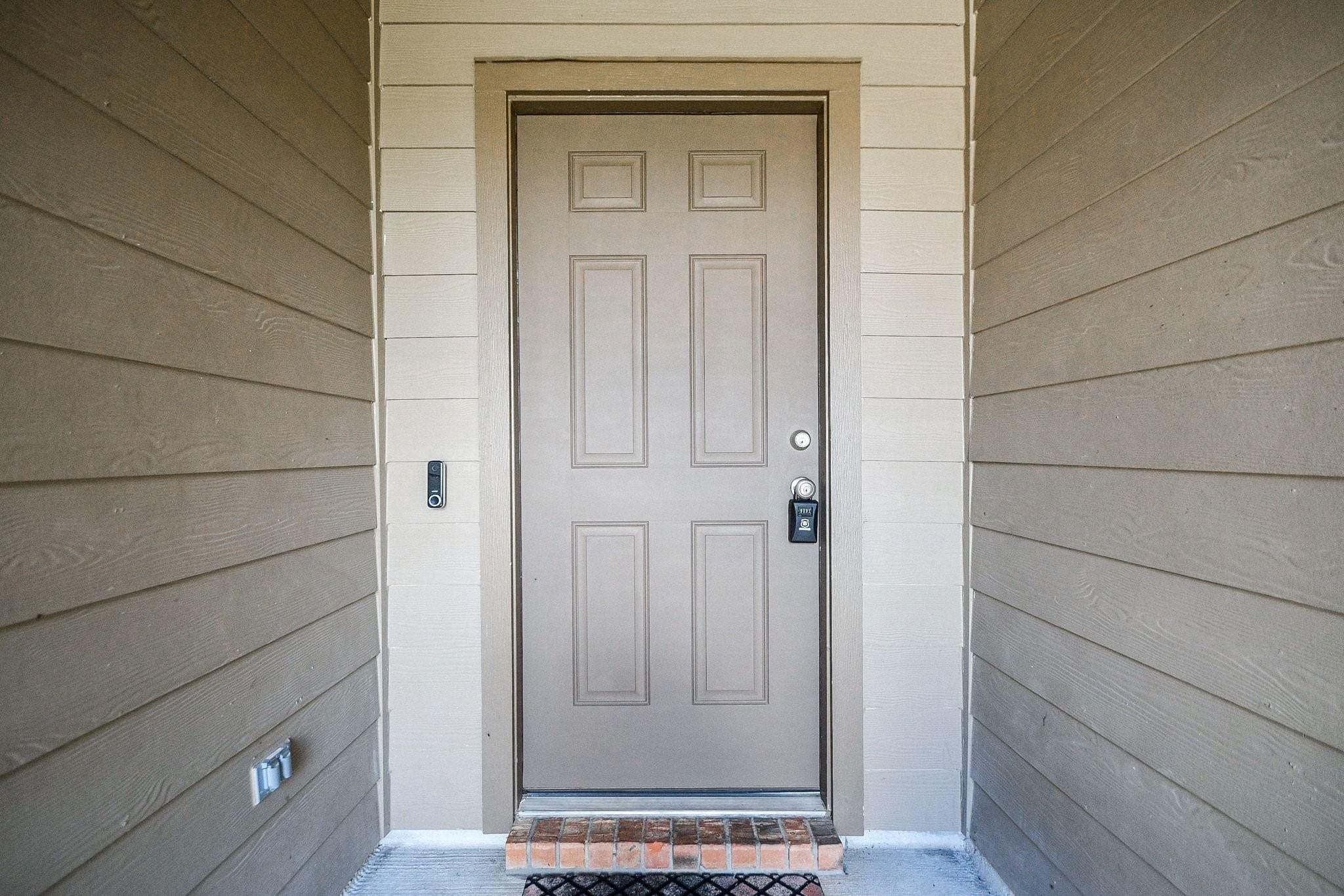 6307 Graham Bend Lane Property Photo 3