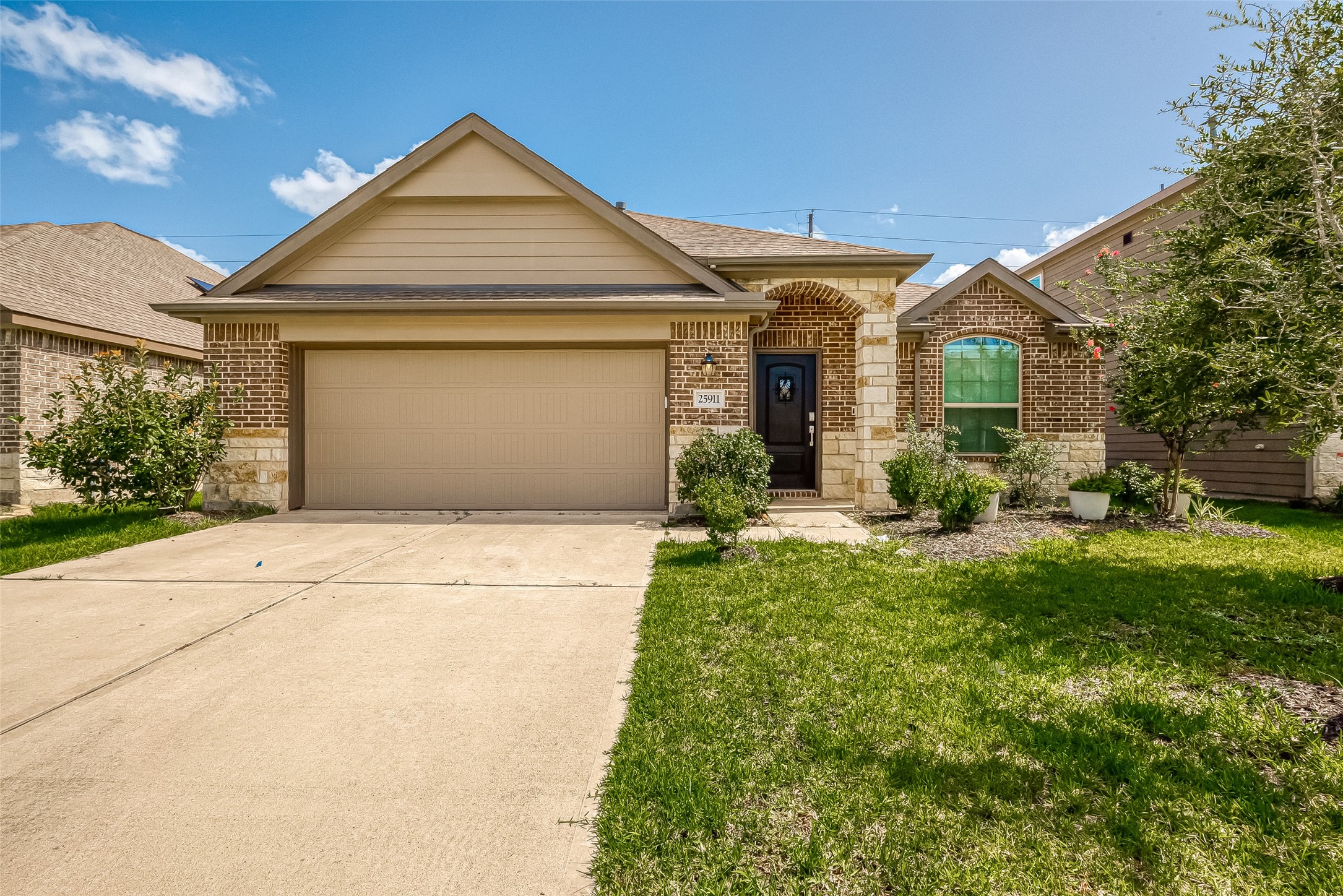 25911 Rustical Road Property Photo 1