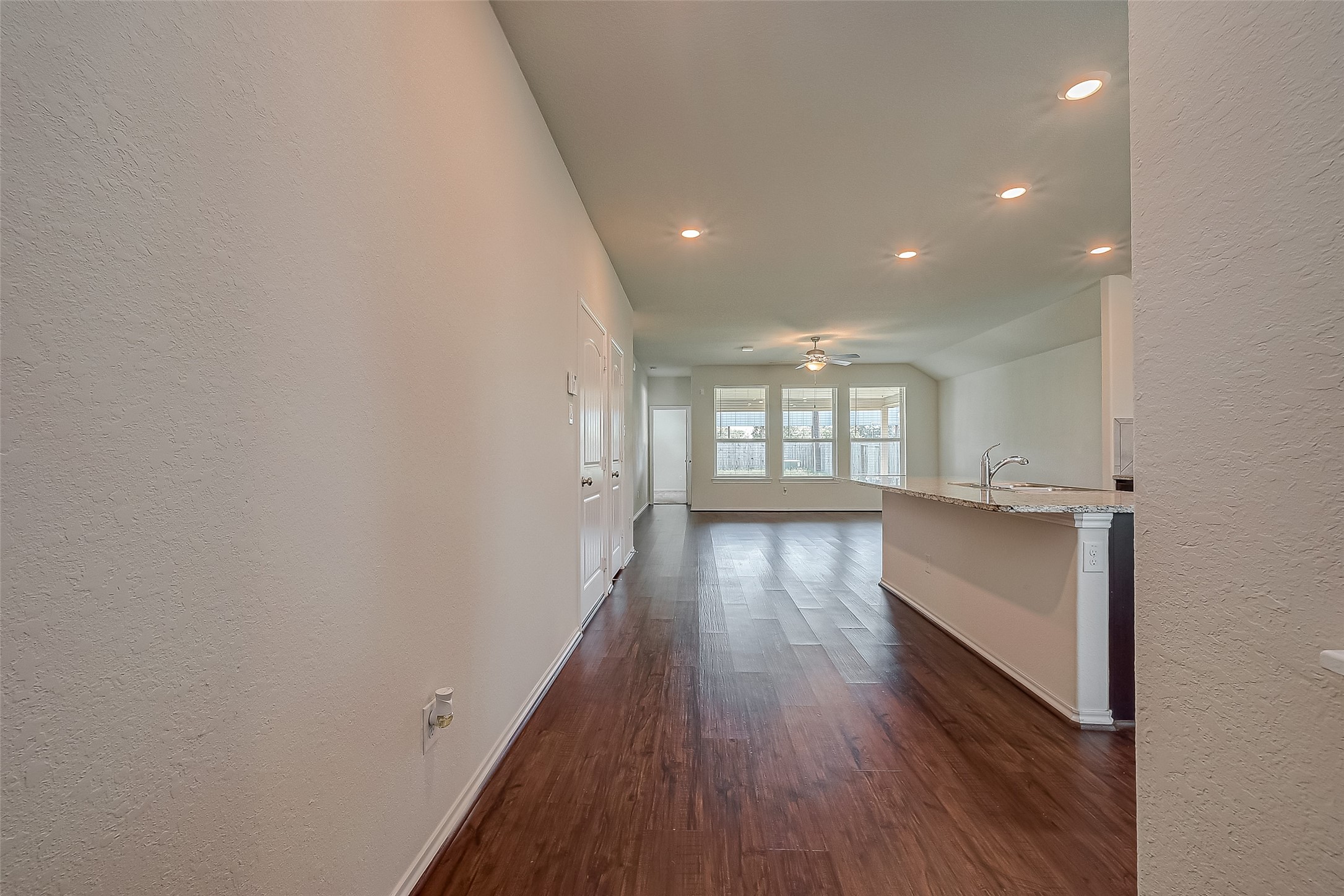 25911 Rustical Road Property Photo 5