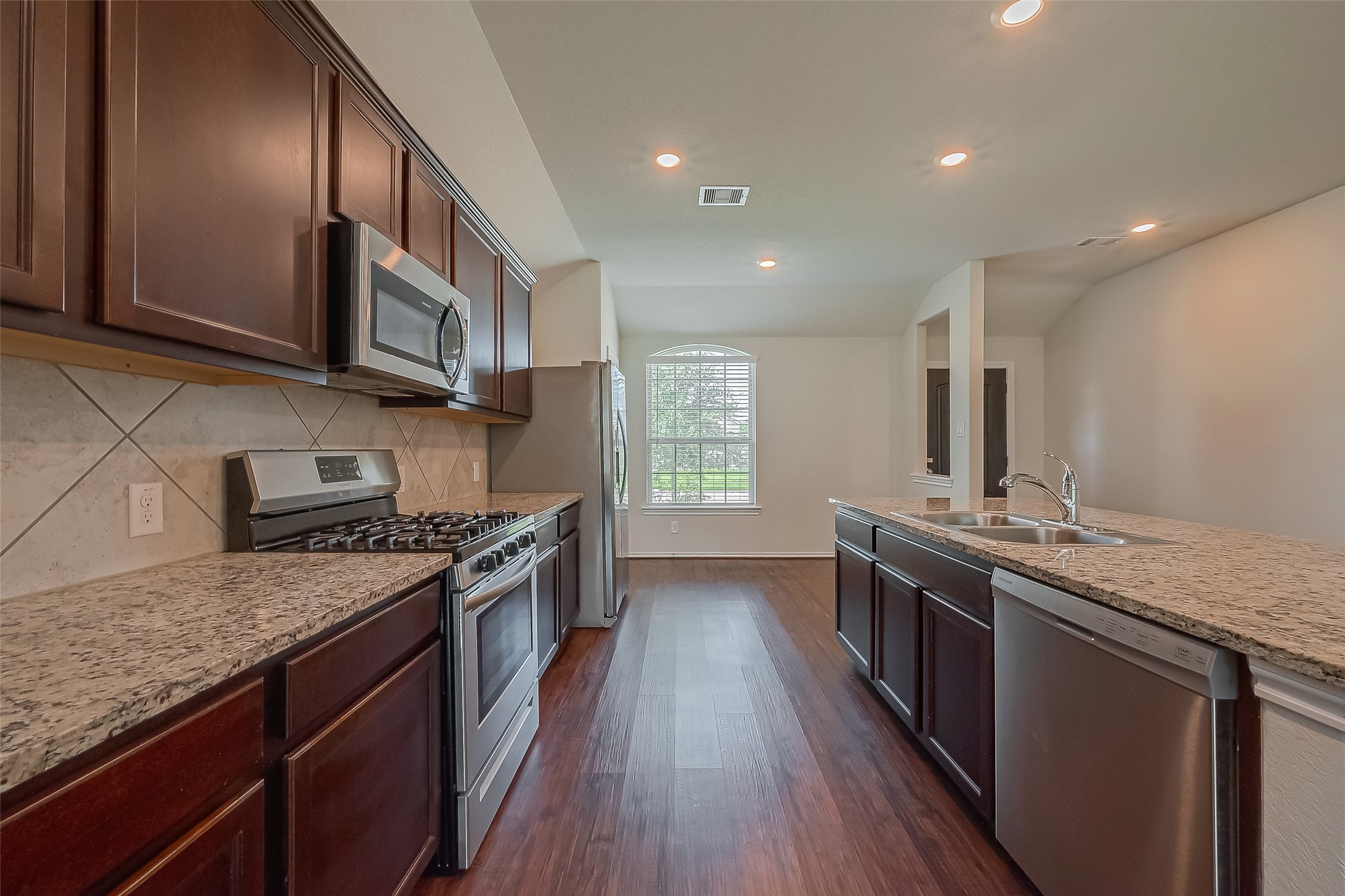 25911 Rustical Road Property Photo 16