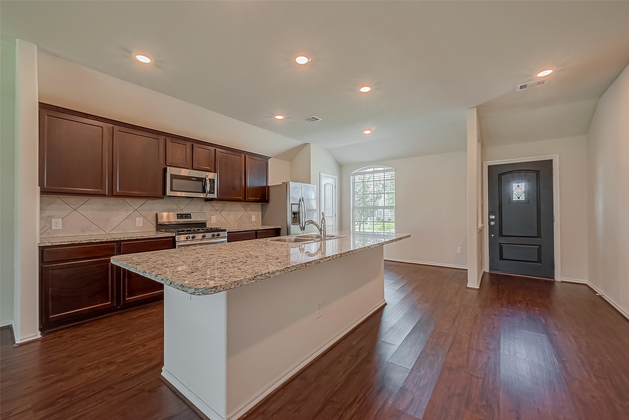 25911 Rustical Road Property Photo 17