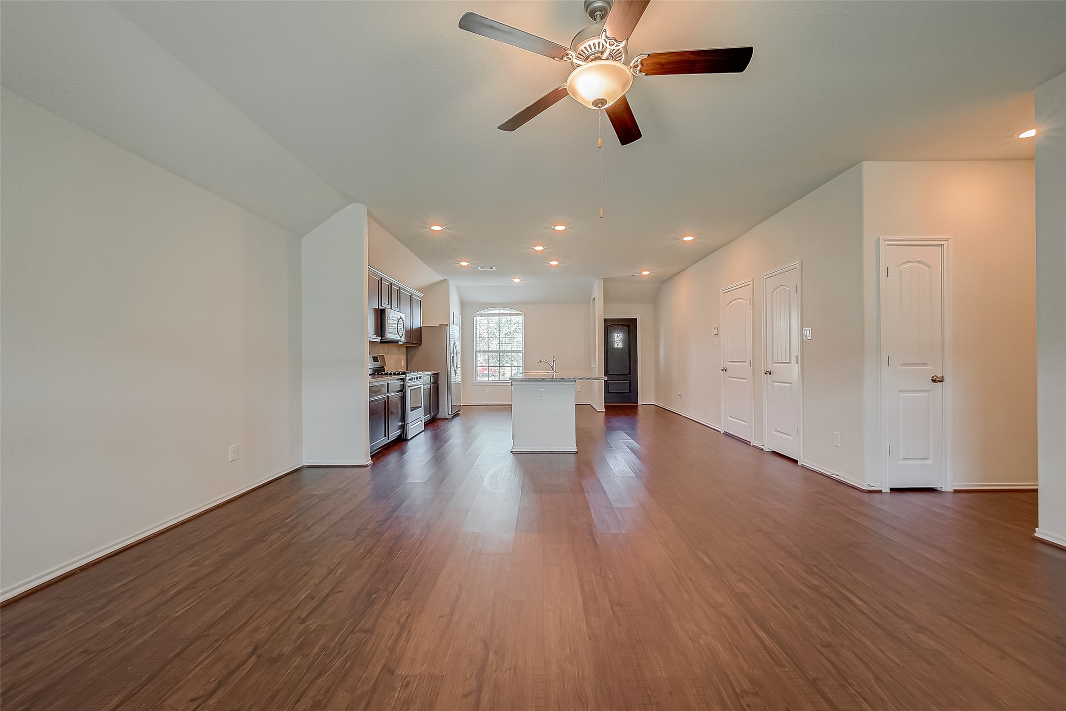 25911 Rustical Road Property Photo 22