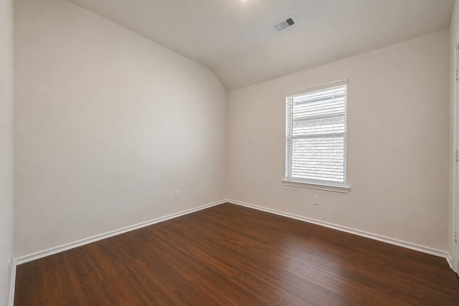25911 Rustical Road Property Photo 24
