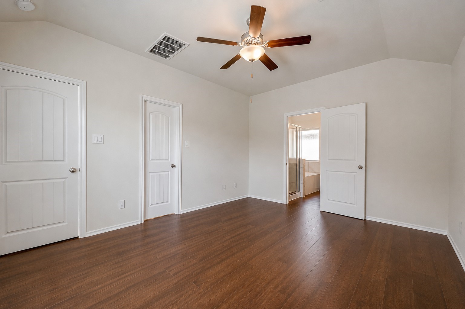 25911 Rustical Road Property Photo 27