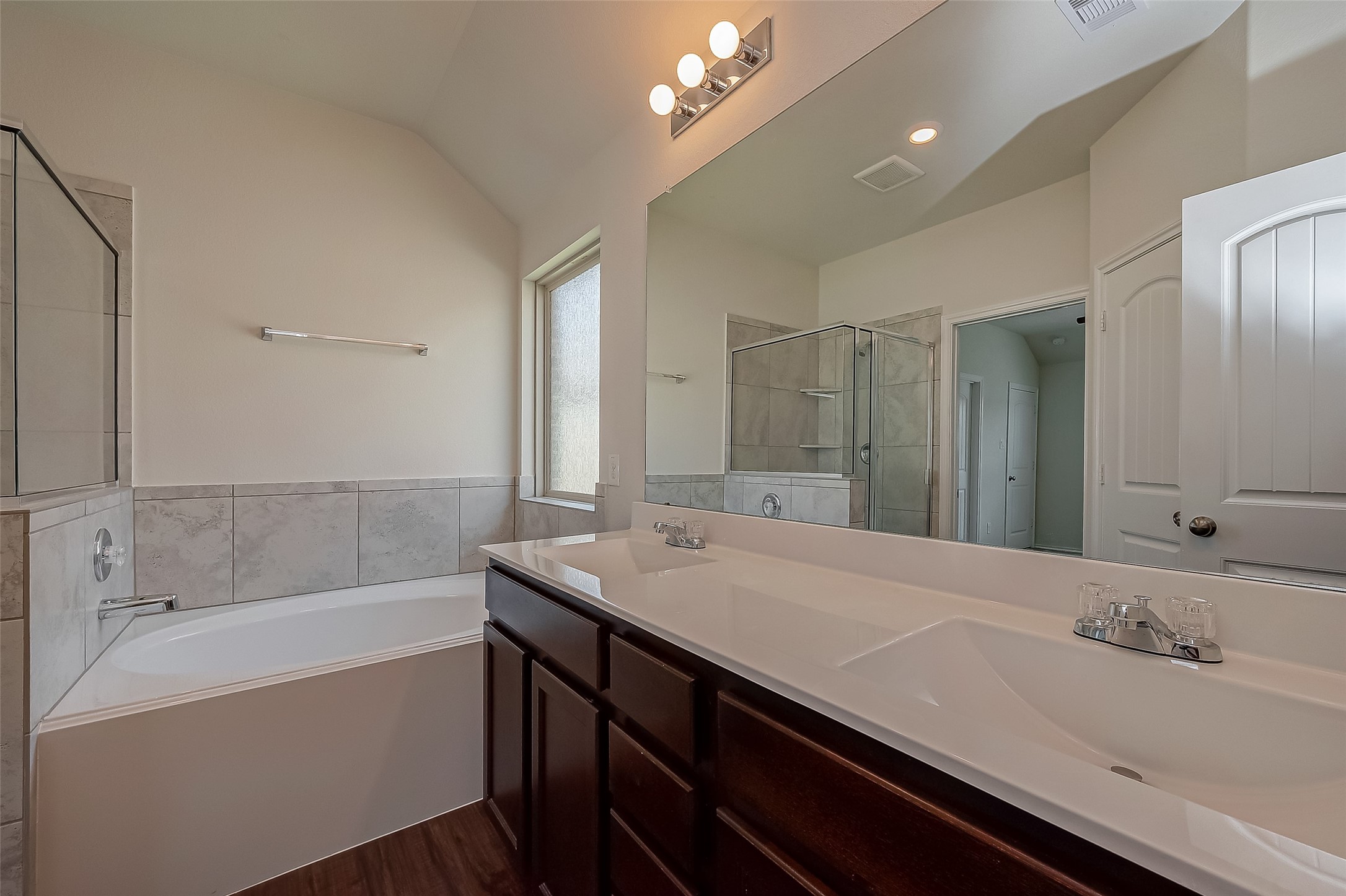 25911 Rustical Road Property Photo 29