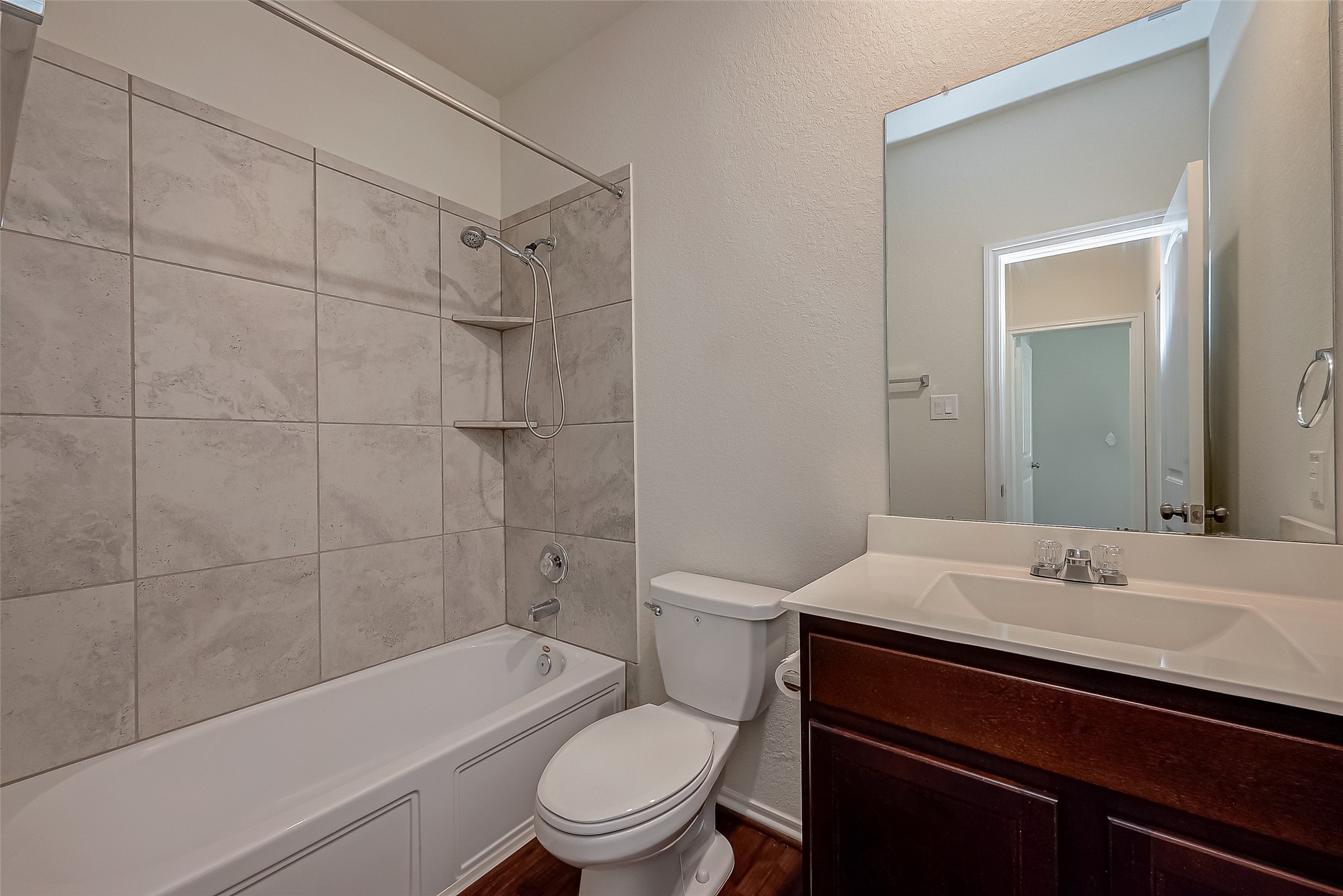 25911 Rustical Road Property Photo 31