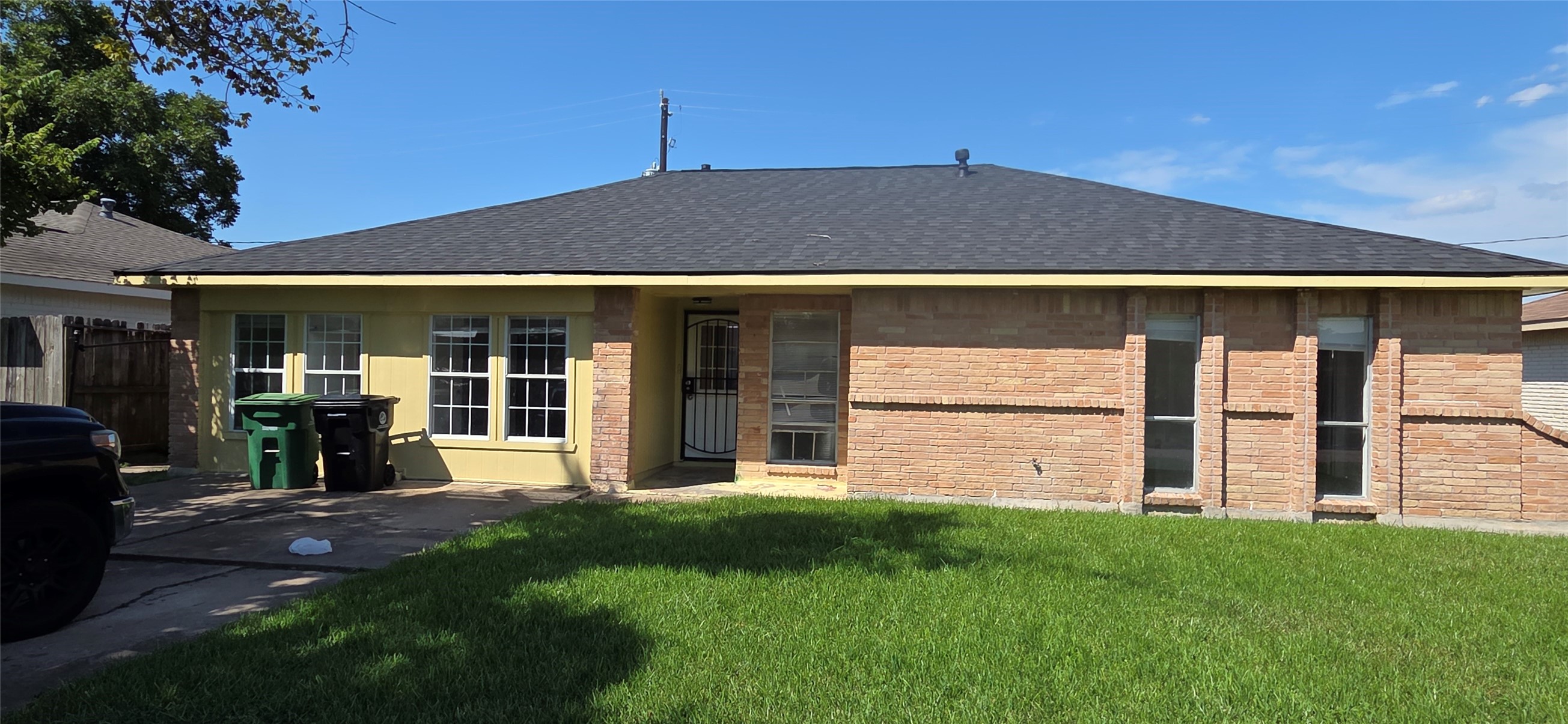 12623 Chiswick Road Property Photo 1