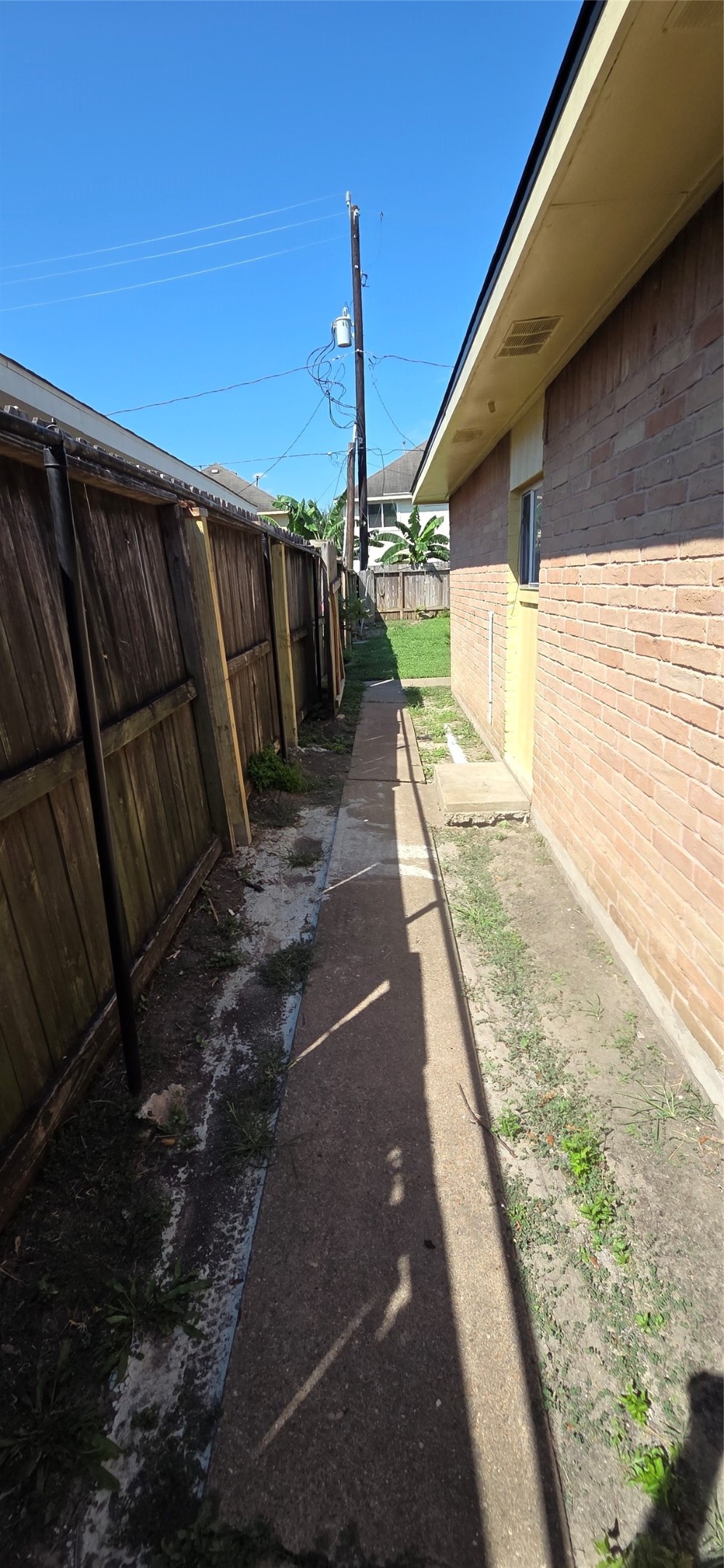 12623 Chiswick Road Property Photo 17