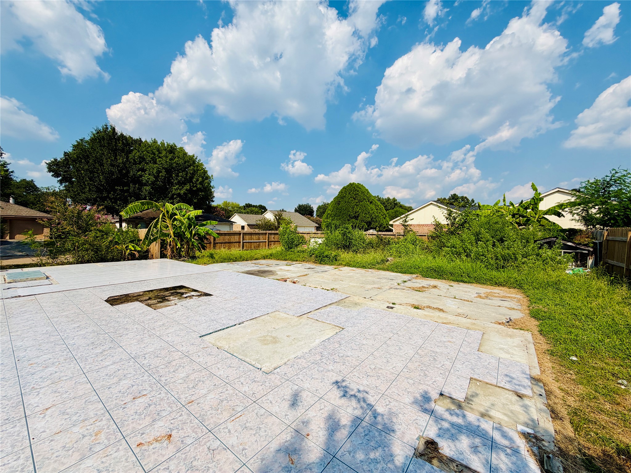 14234 Timberhaven Drive Property Photo 4