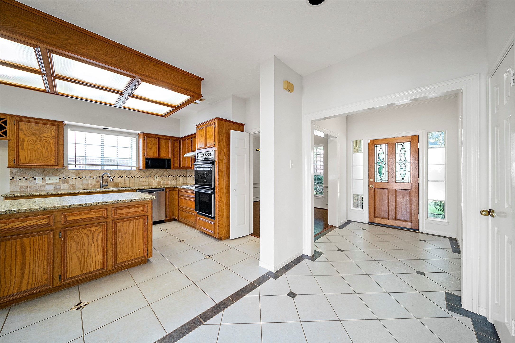 1711 S Medio River Circle Property Photo 3
