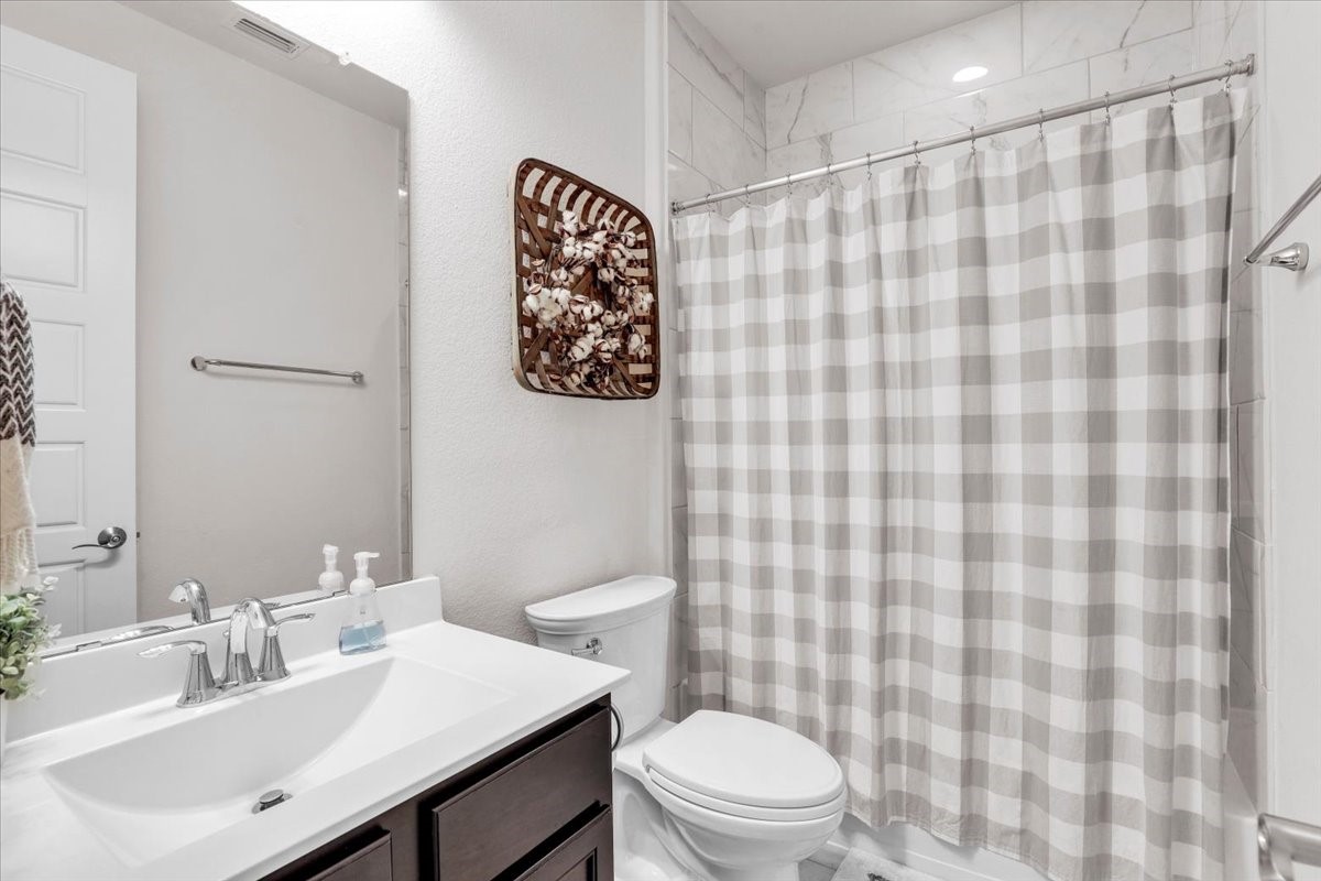 2321 Vineyard Terrace Lane Property Photo 22