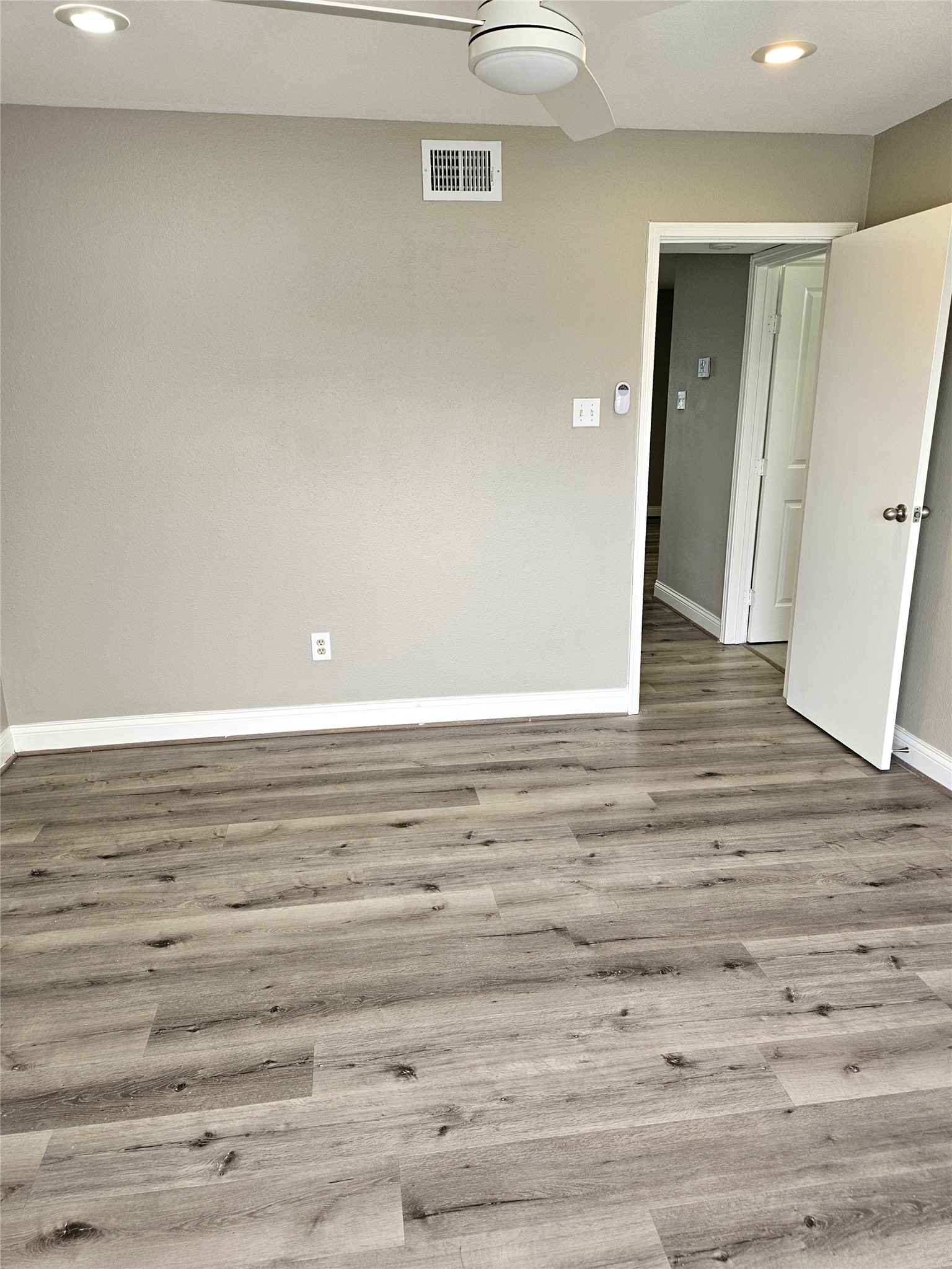 18617 Egret Bay Boulevard 507 Property Photo 7