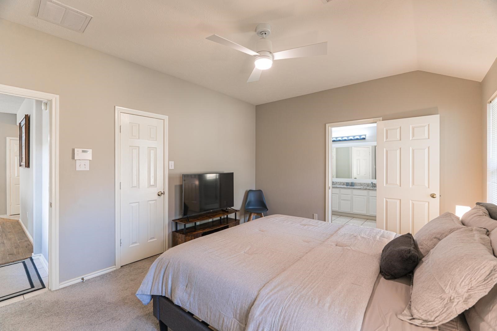46 S Wynnoak Circle Property Photo 7