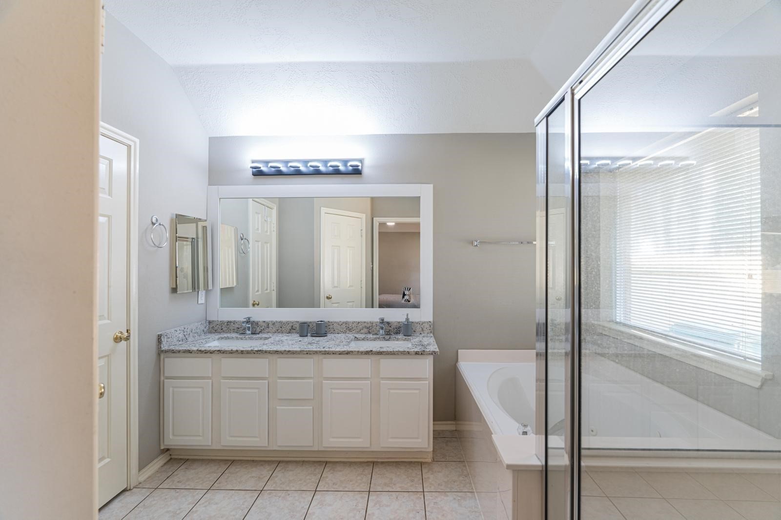 46 S Wynnoak Circle Property Photo 10