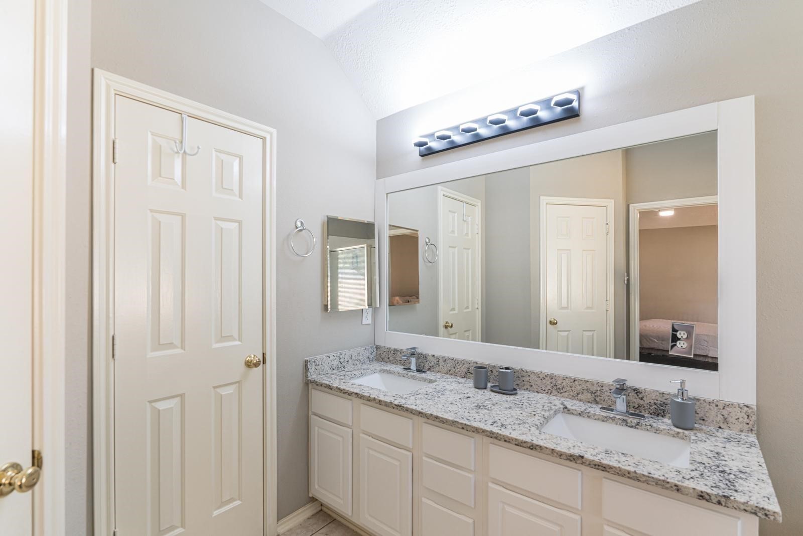 46 S Wynnoak Circle Property Photo 16