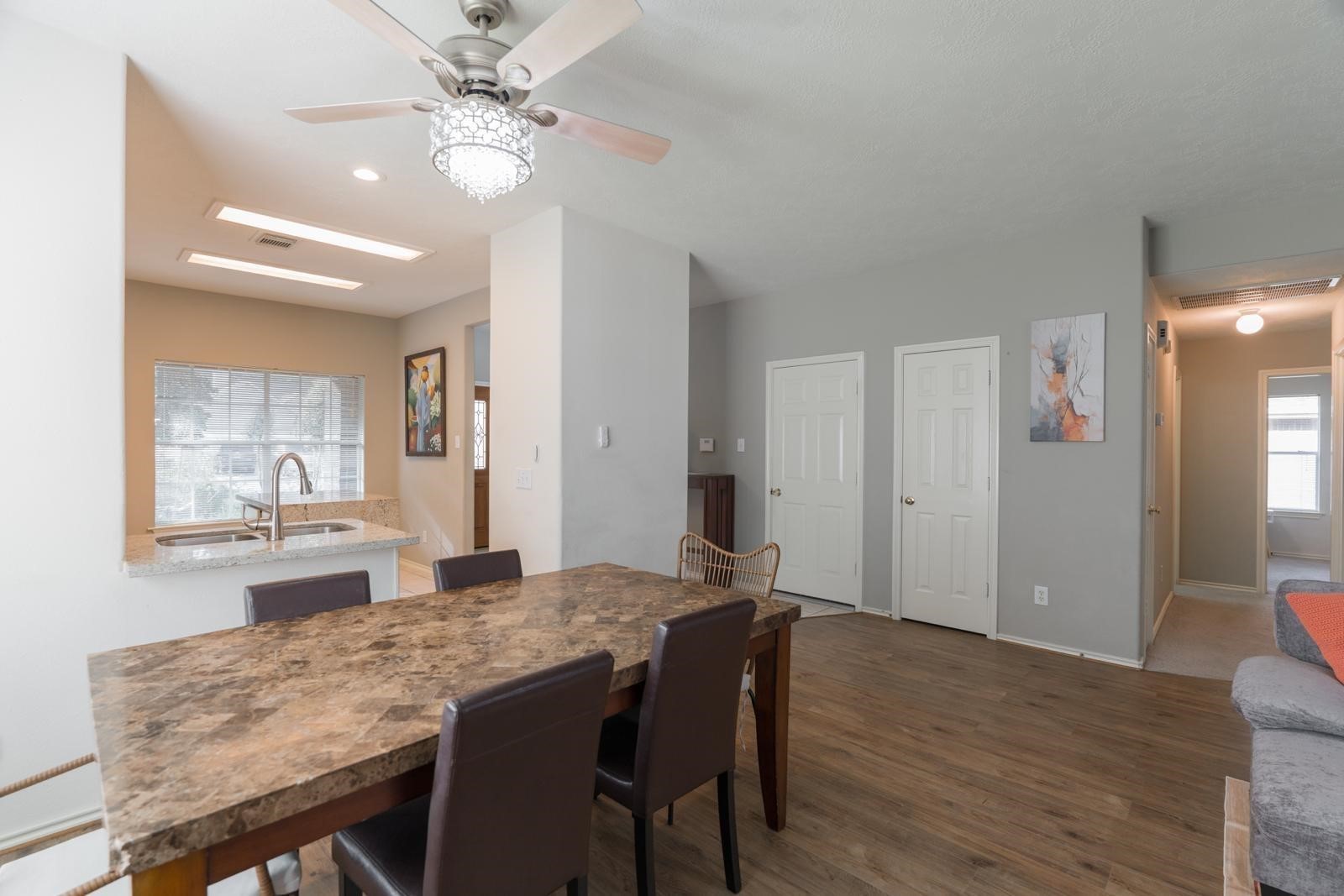 46 S Wynnoak Circle Property Photo 17