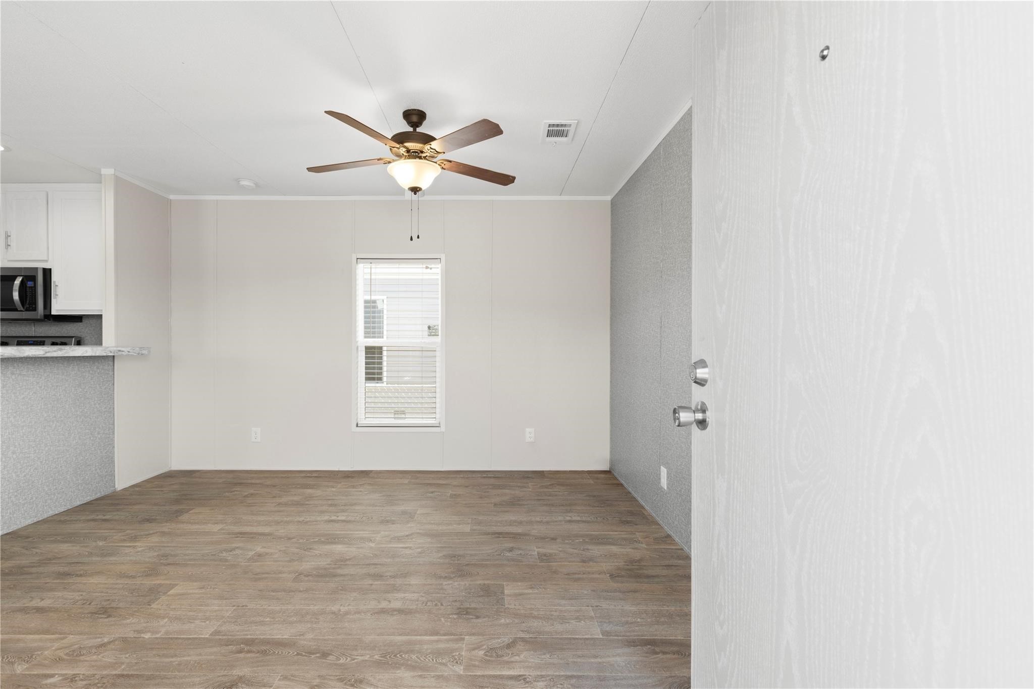 1368 Road 5800 Property Photo 3