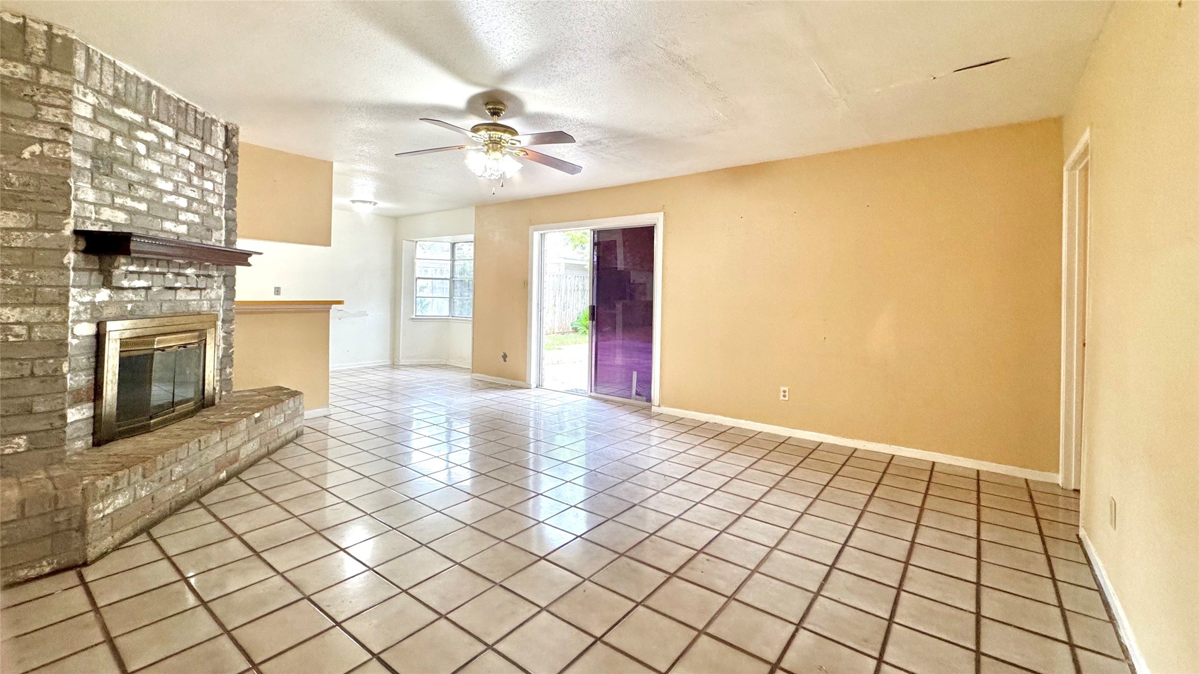 6930 Addicks Clodine Road Property Photo 7
