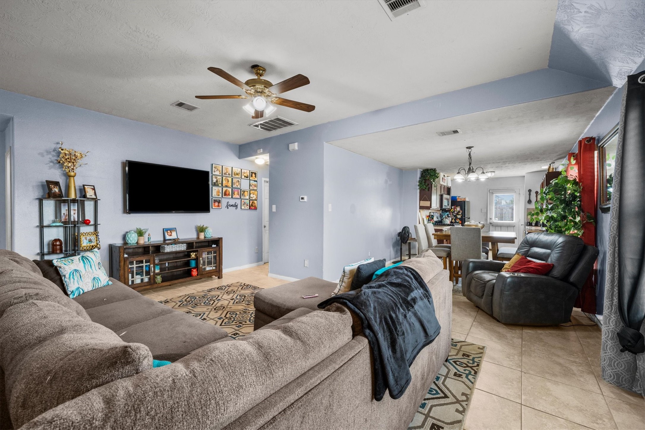 8902 Sweet Blue Jasmine Lane Property Photo 6