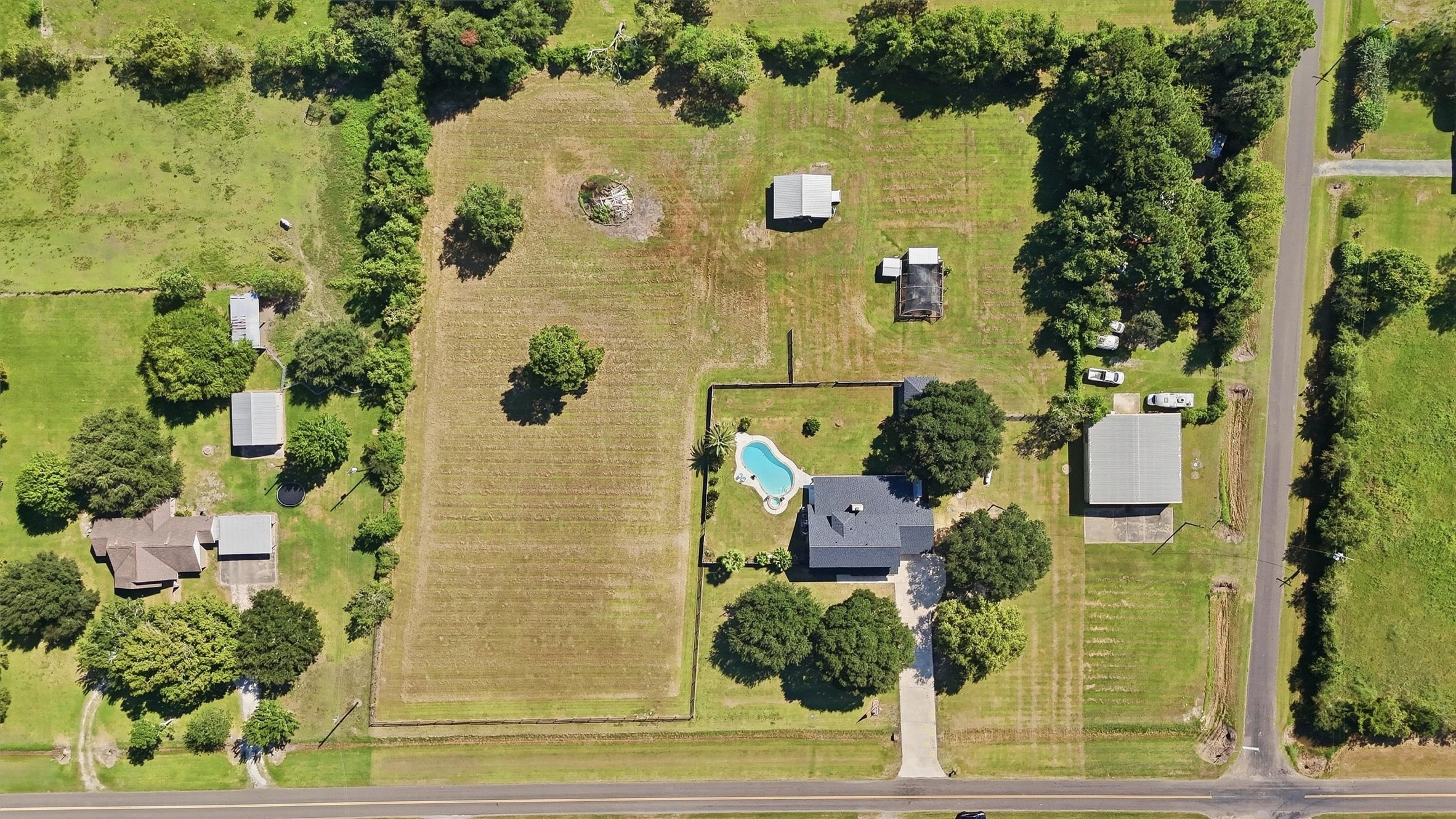 3814 Poskey Road Property Photo 4