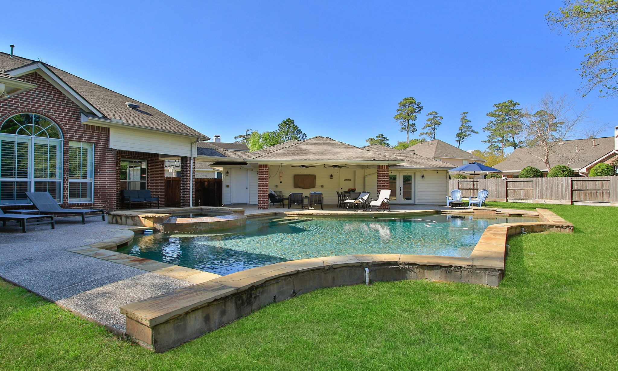 13614 Cardinal Cove Court Property Photo 37
