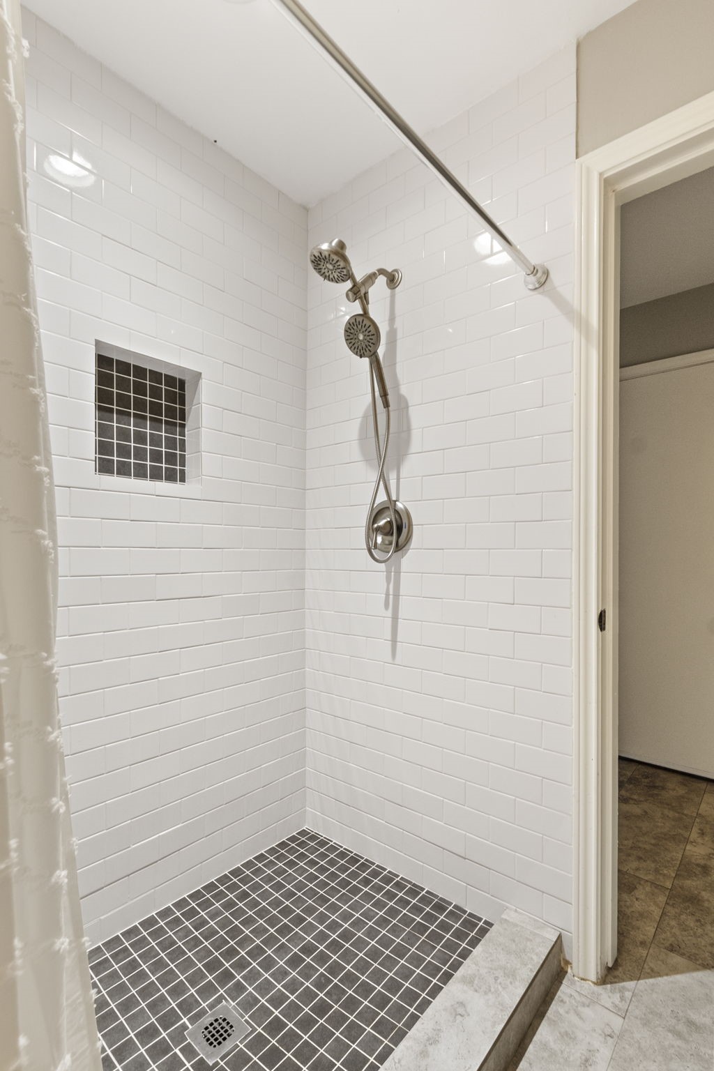 13614 Cardinal Cove Court Property Photo 43