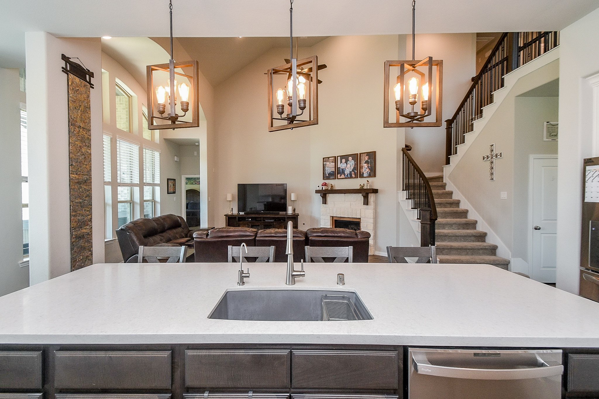 2703 Ripe Amber Cup Court Property Photo 12
