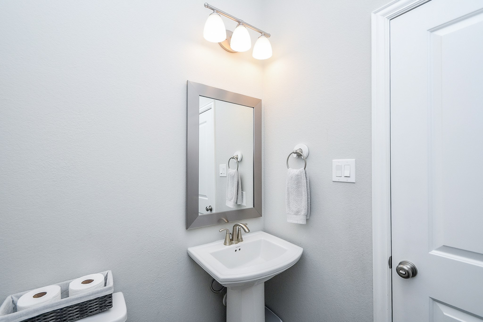 2703 Ripe Amber Cup Court Property Photo 24