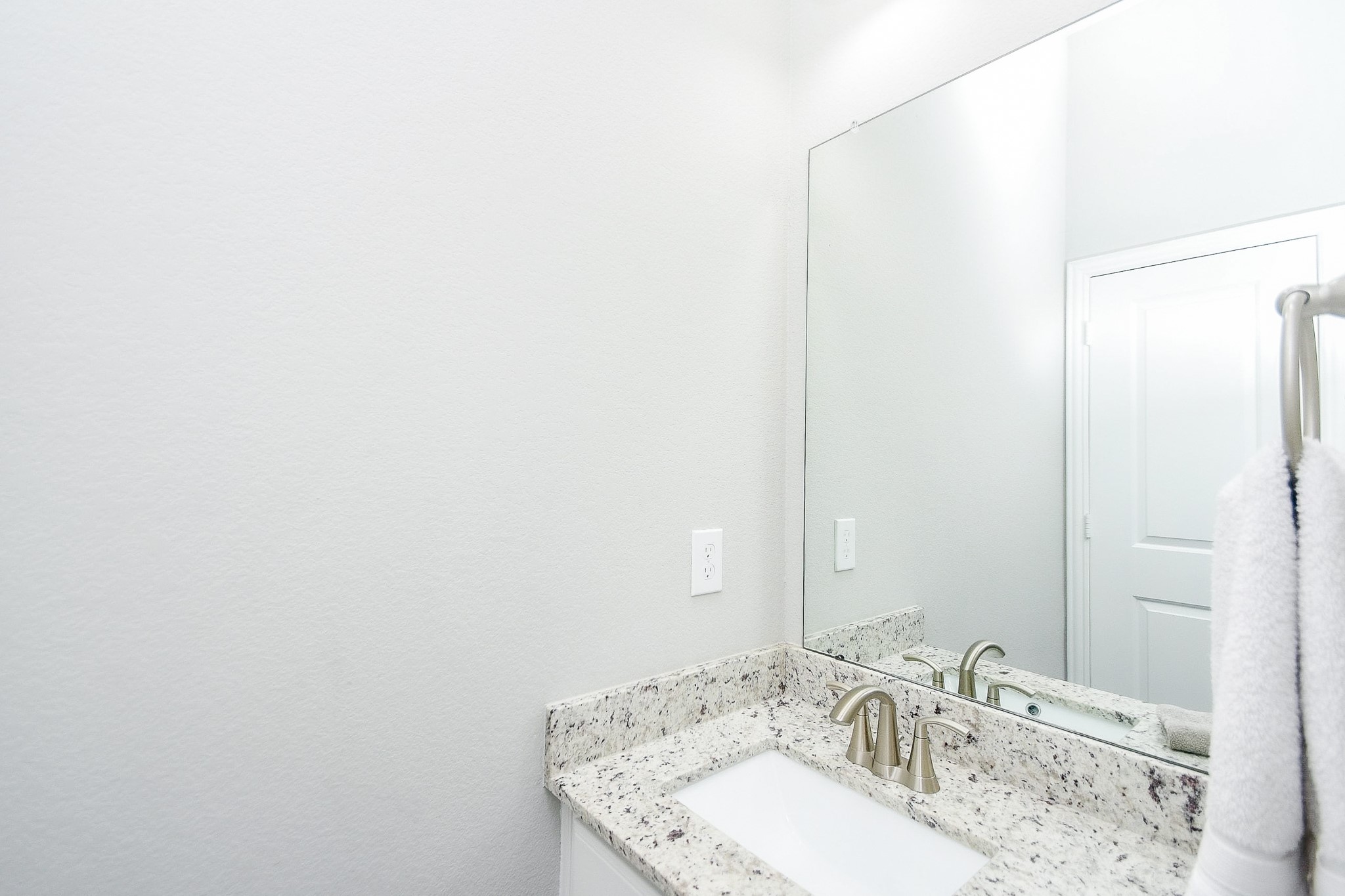 2703 Ripe Amber Cup Court Property Photo 27