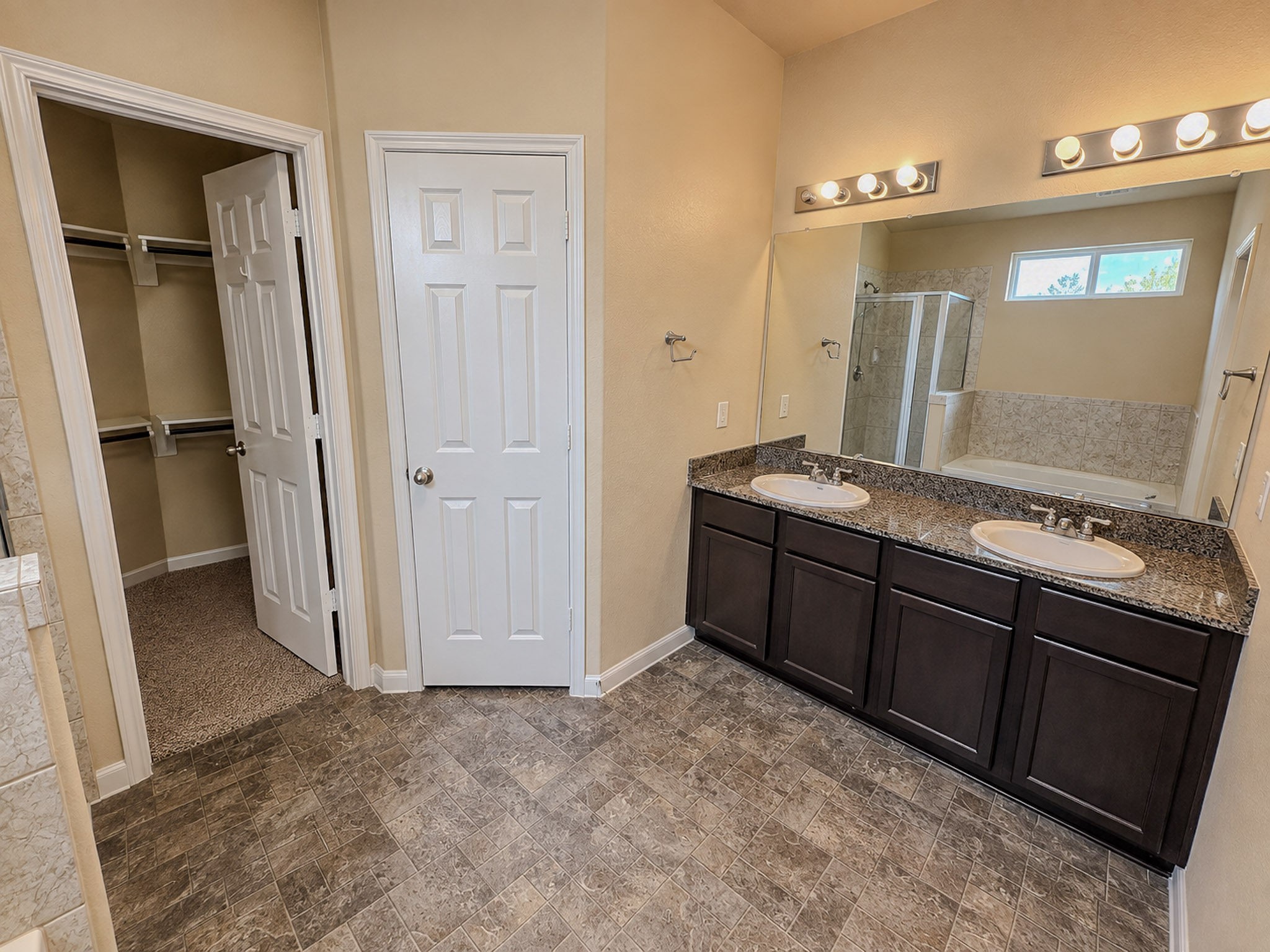 12559 Colony Hill Lane Property Photo 14