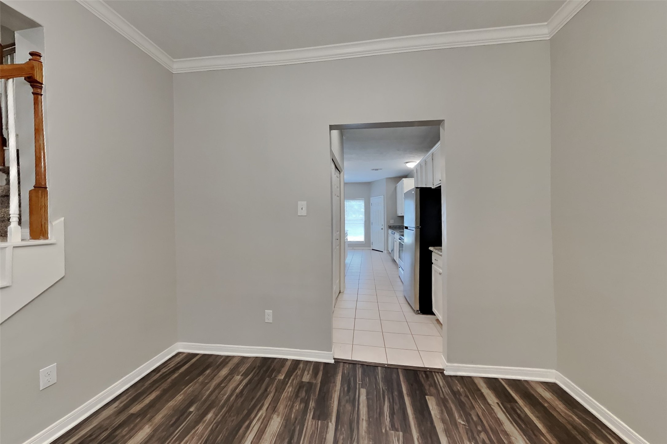 15907 Lausanne Drive Property Photo 10