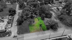 303 Austin Street Property Photo 3