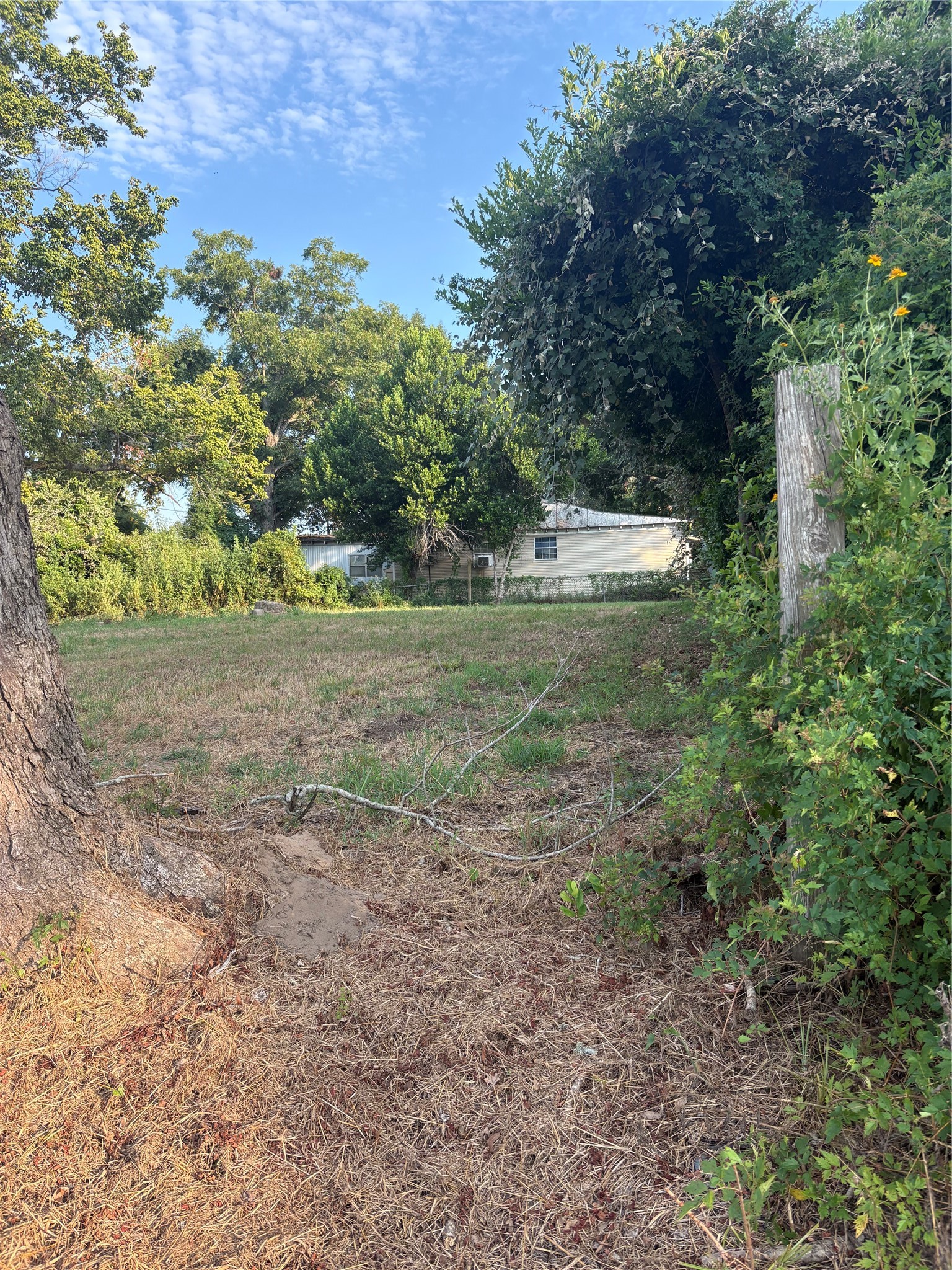 303 Austin Street Property Photo 14