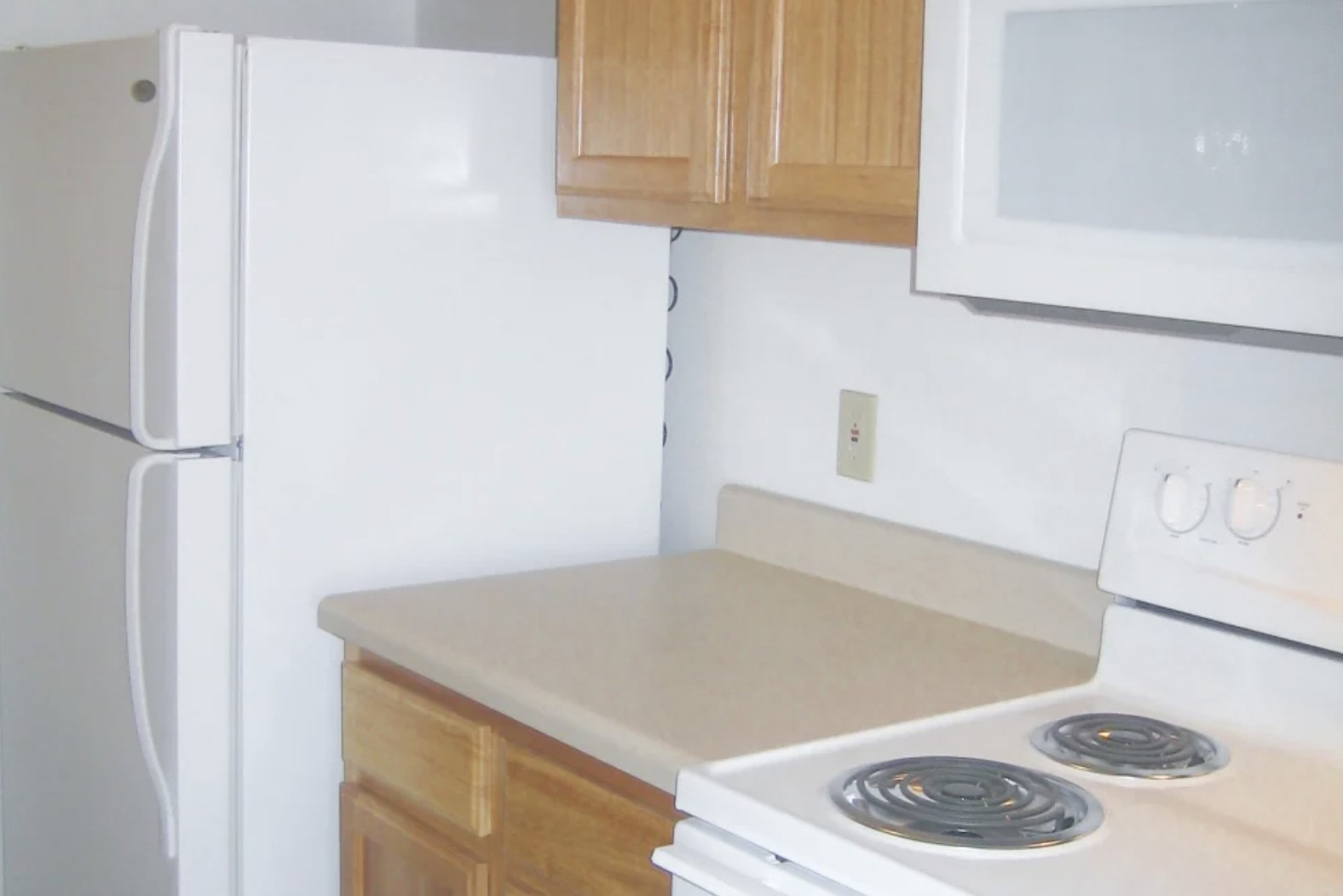405 E Mayville Road Property Photo 8