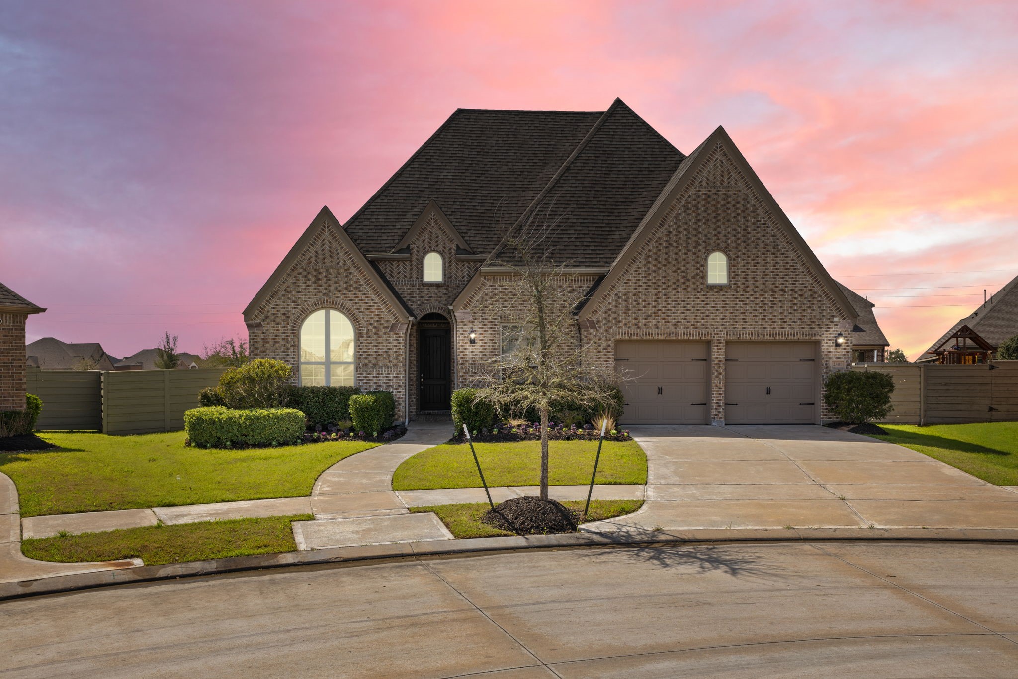 2300 Ridgewood Manor Court Property Photo