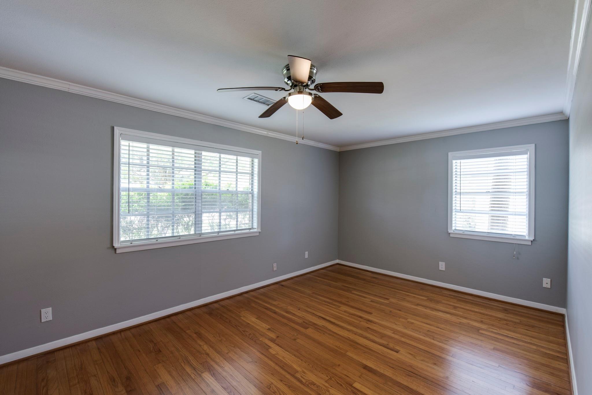 5319 Willowbend Boulevard Property Photo 14