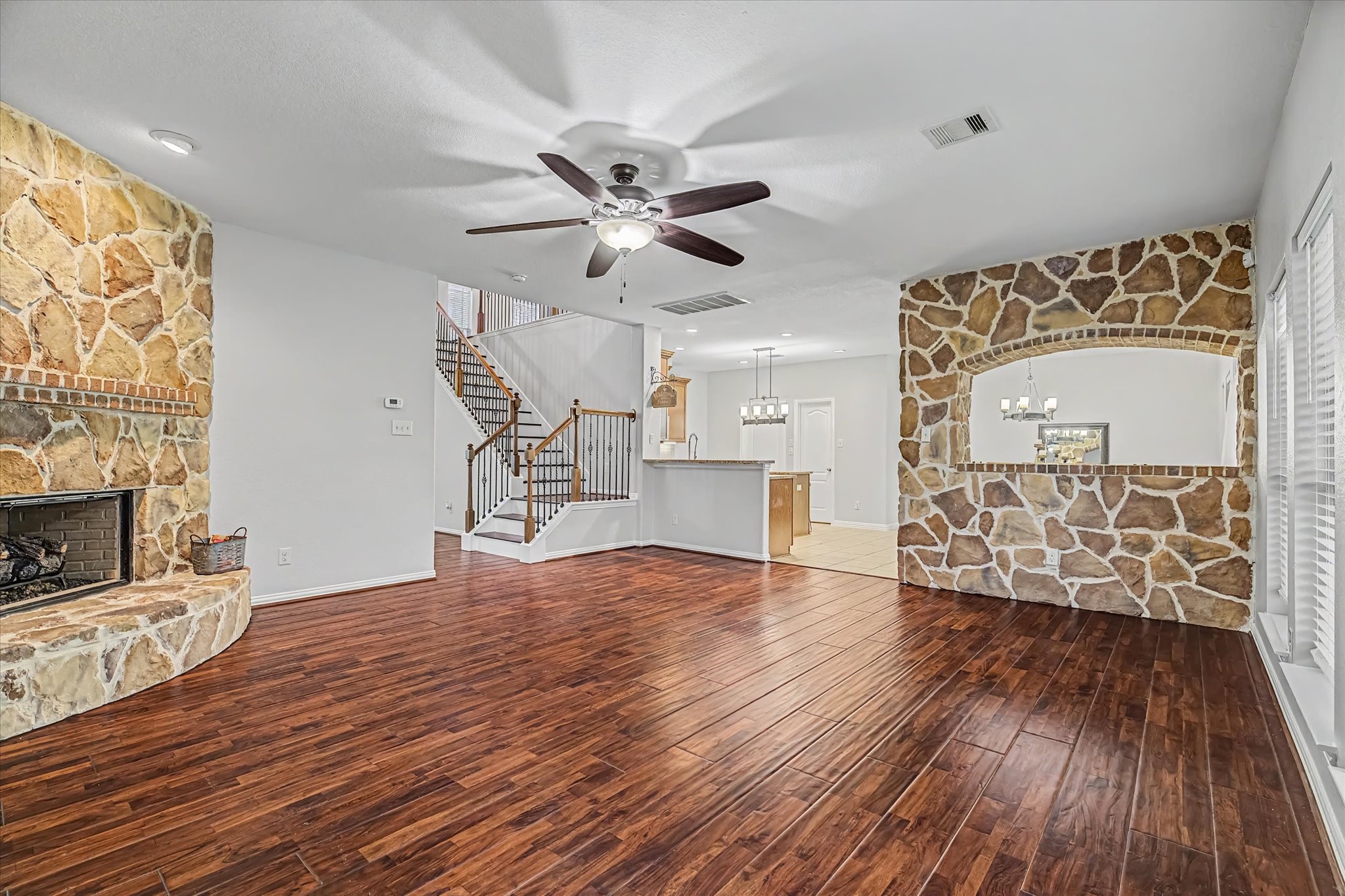 4702 Seabird Street Property Photo 11
