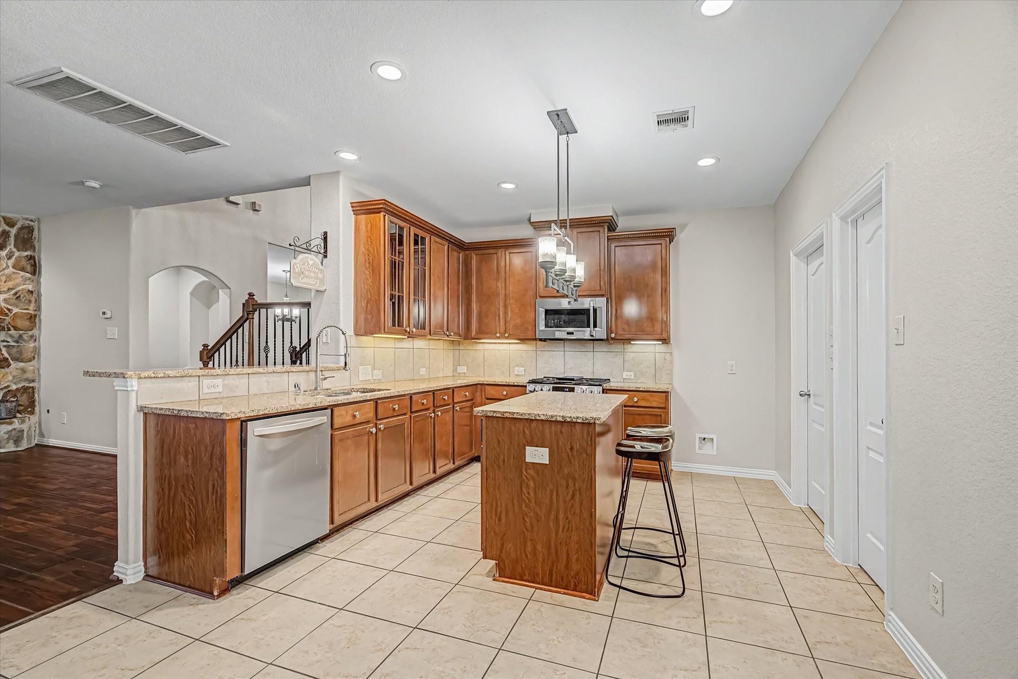 4702 Seabird Street Property Photo 16