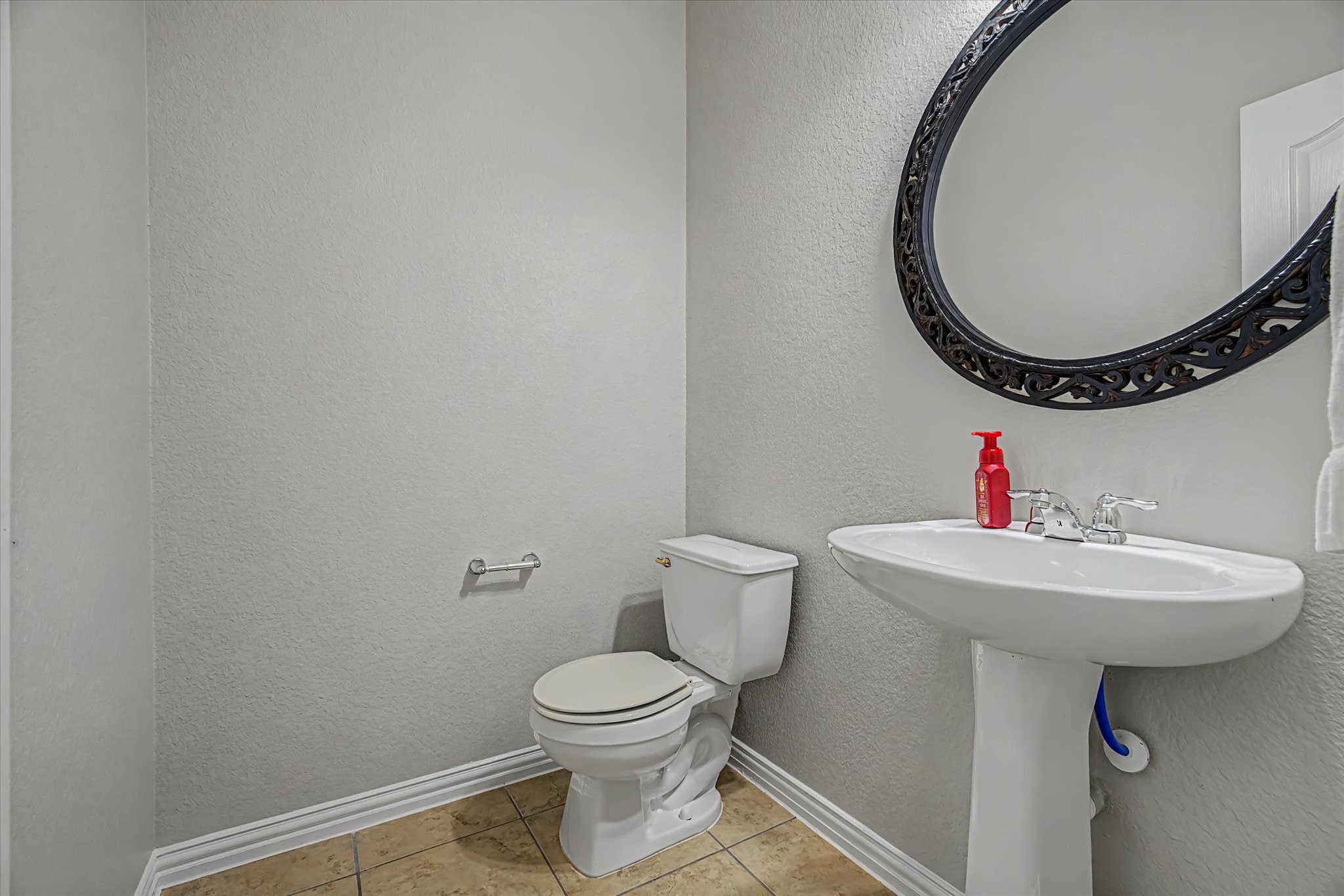 4702 Seabird Street Property Photo 25