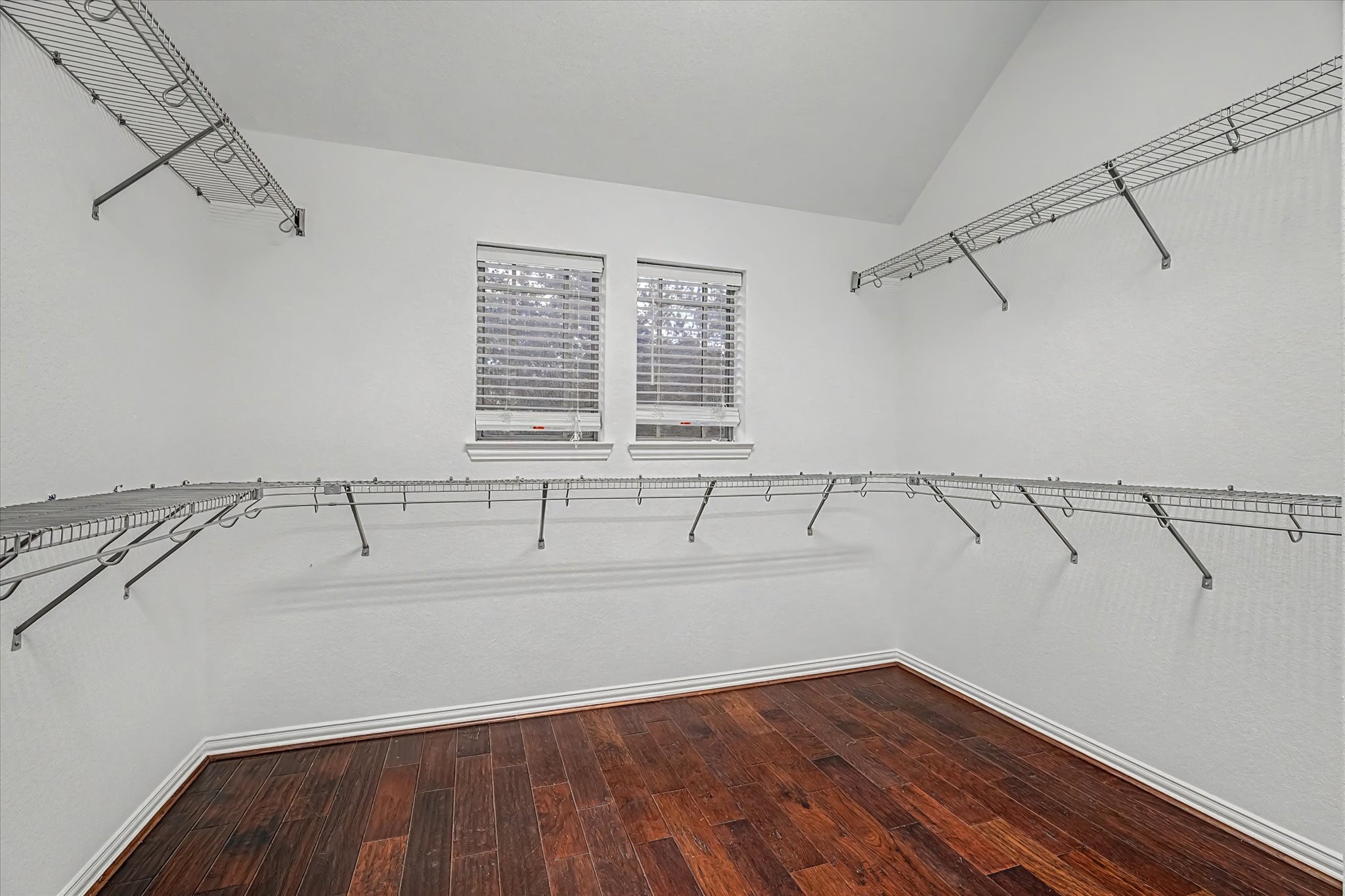 4702 Seabird Street Property Photo 37