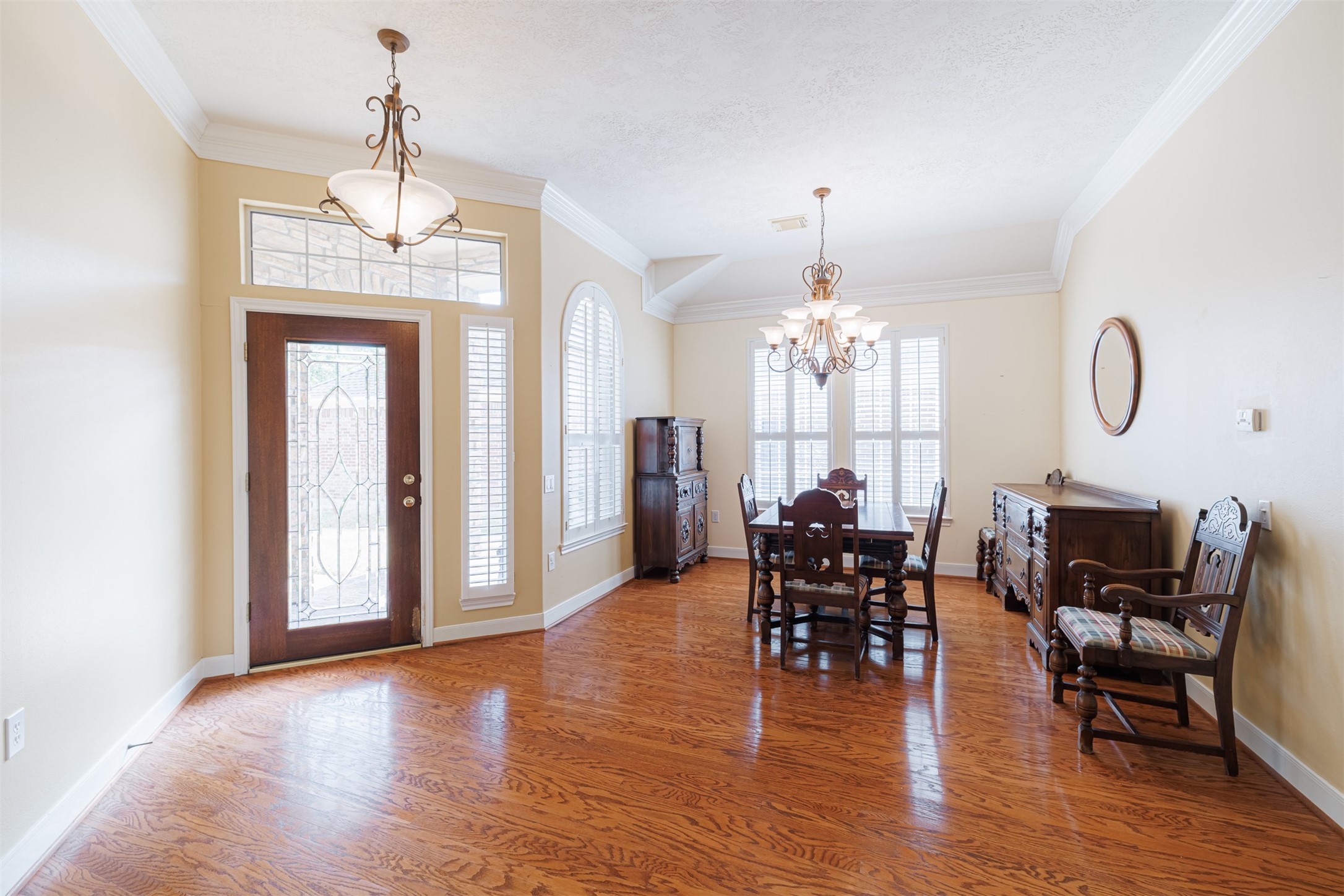 5018 Shining Creek Court Property Photo 5