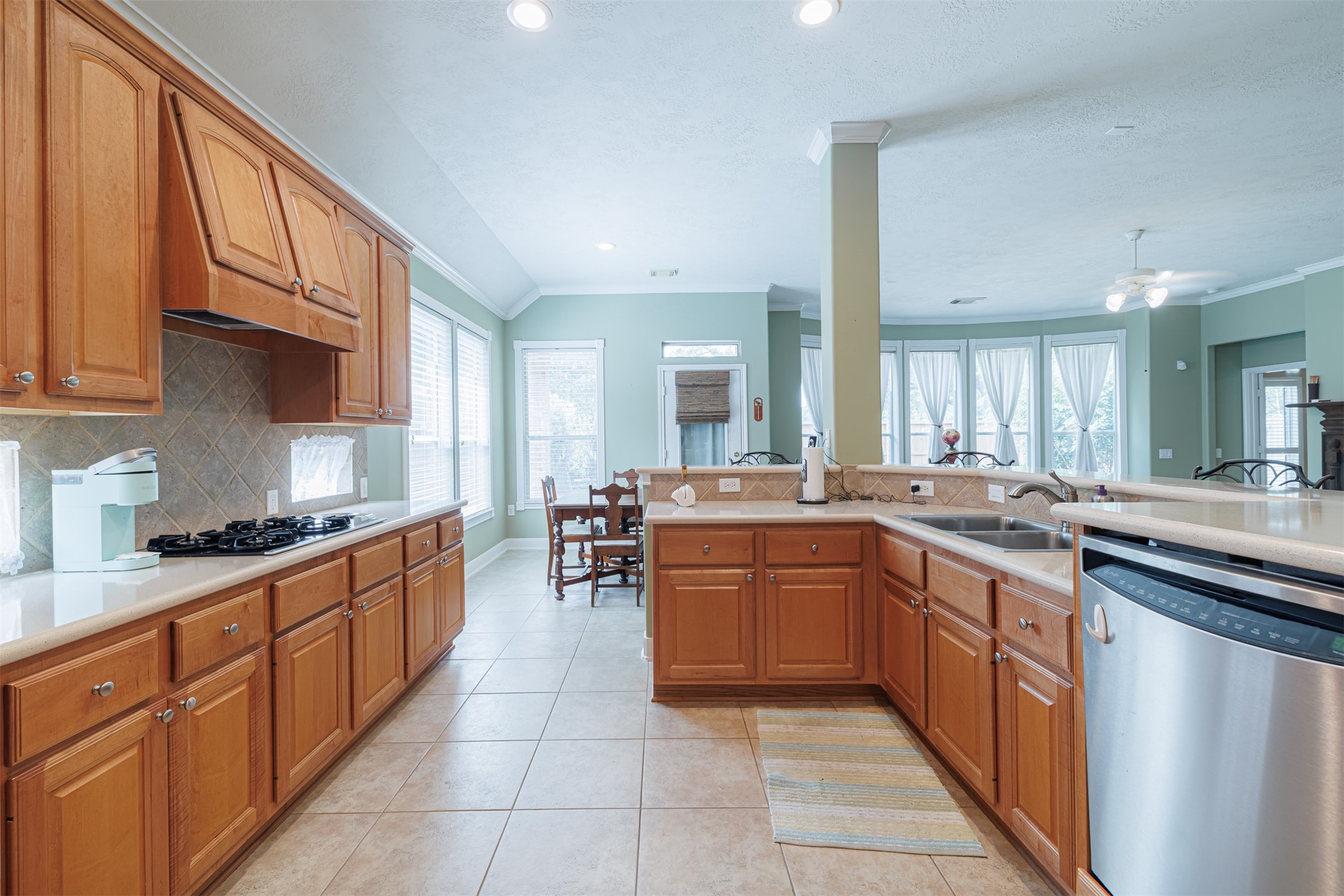 5018 Shining Creek Court Property Photo 15